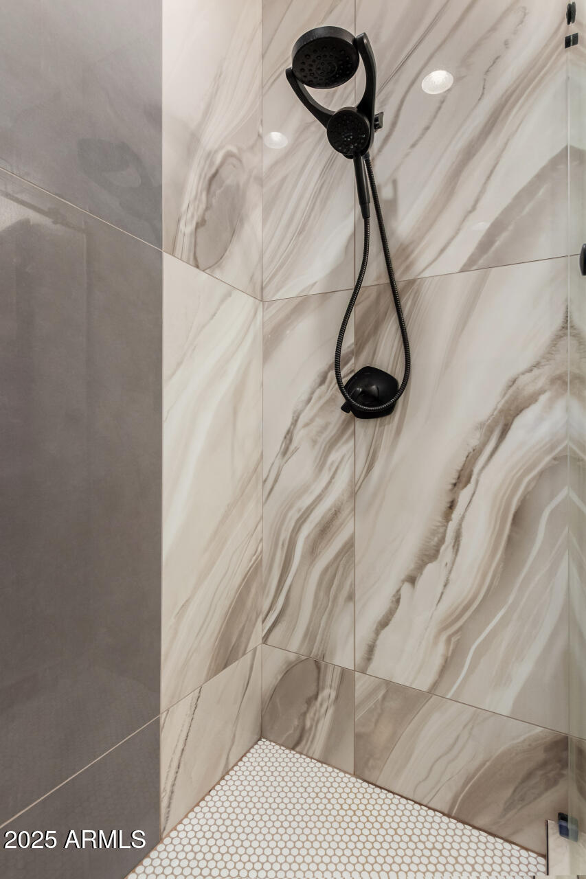 6900 W Patriot Way, Florence