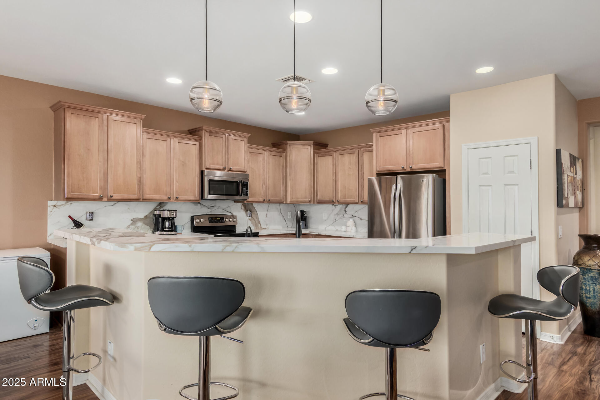 6900 W Patriot Way, Florence