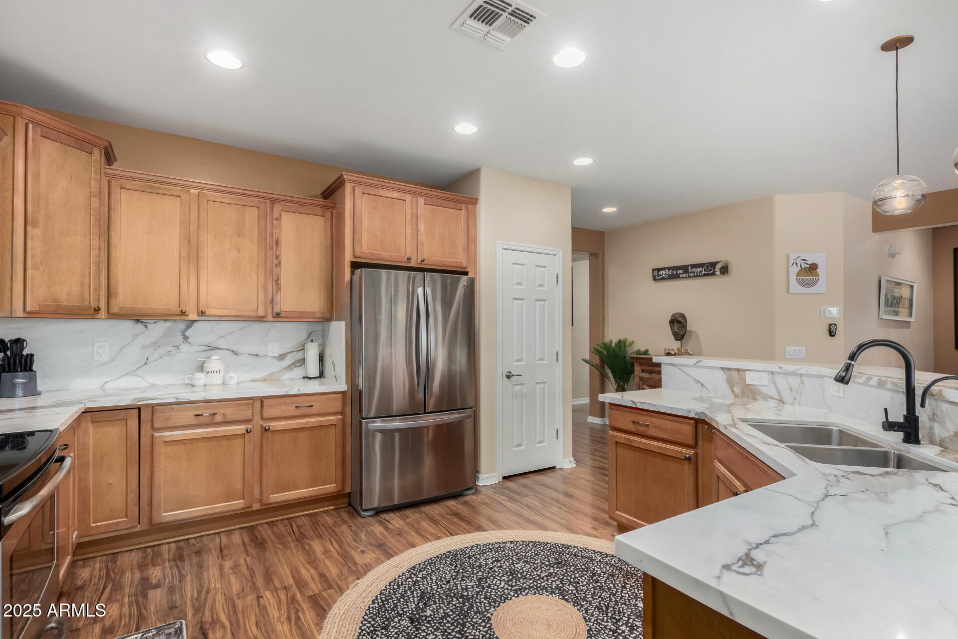 6900 W Patriot Way, Florence