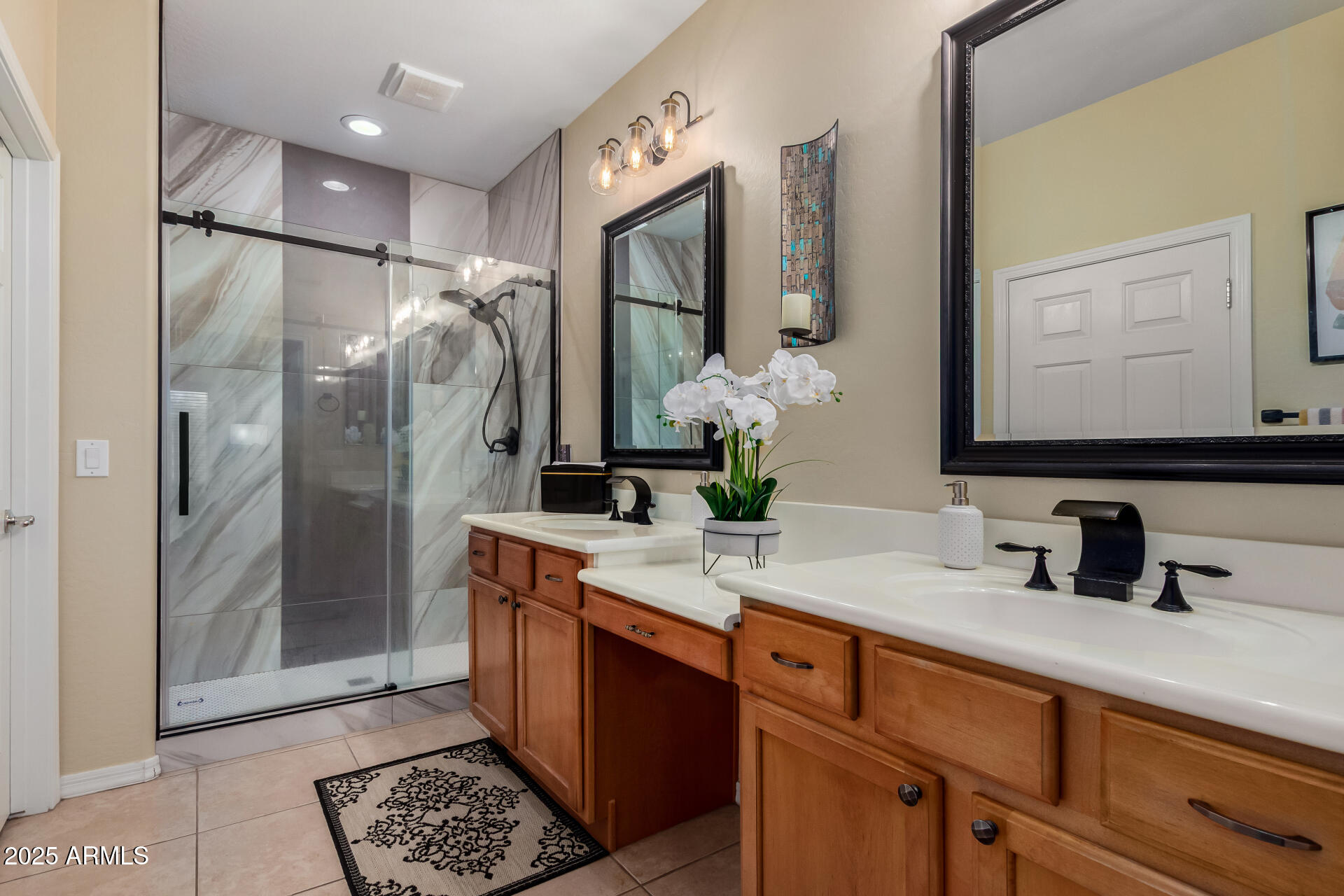 6900 W Patriot Way, Florence