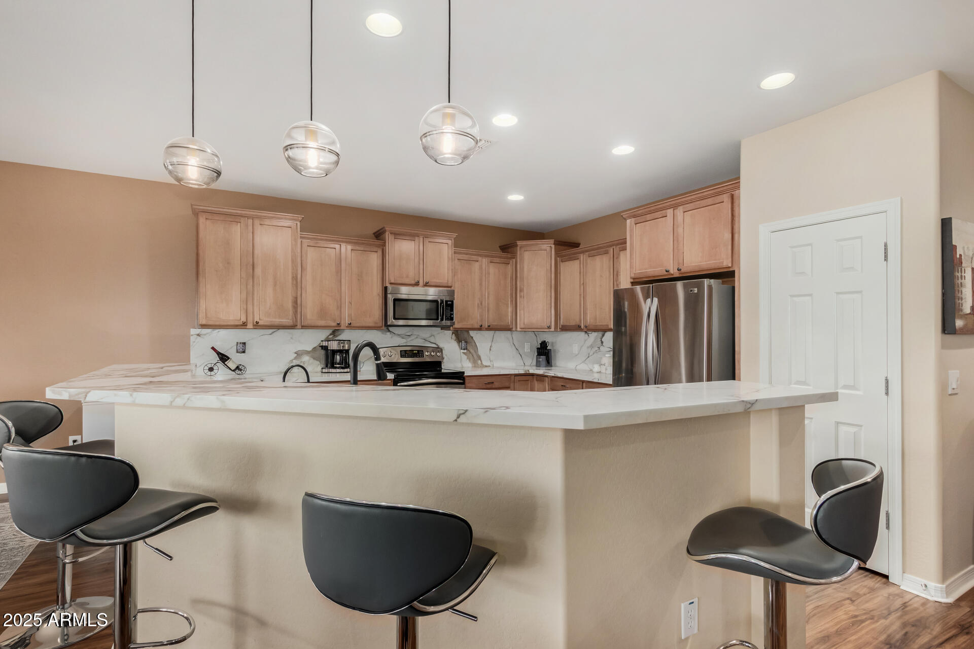 6900 W Patriot Way, Florence