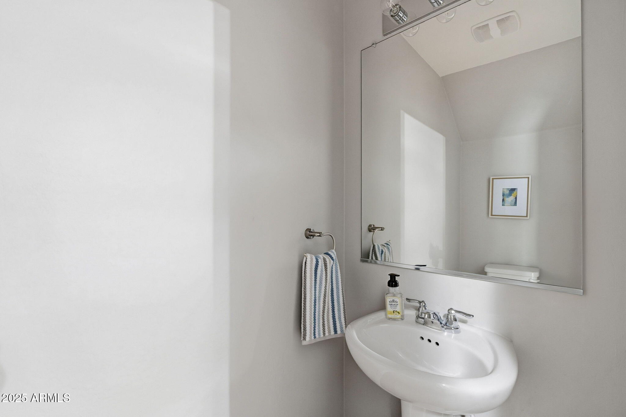 152 E DEWEY Avenue, Coolidge