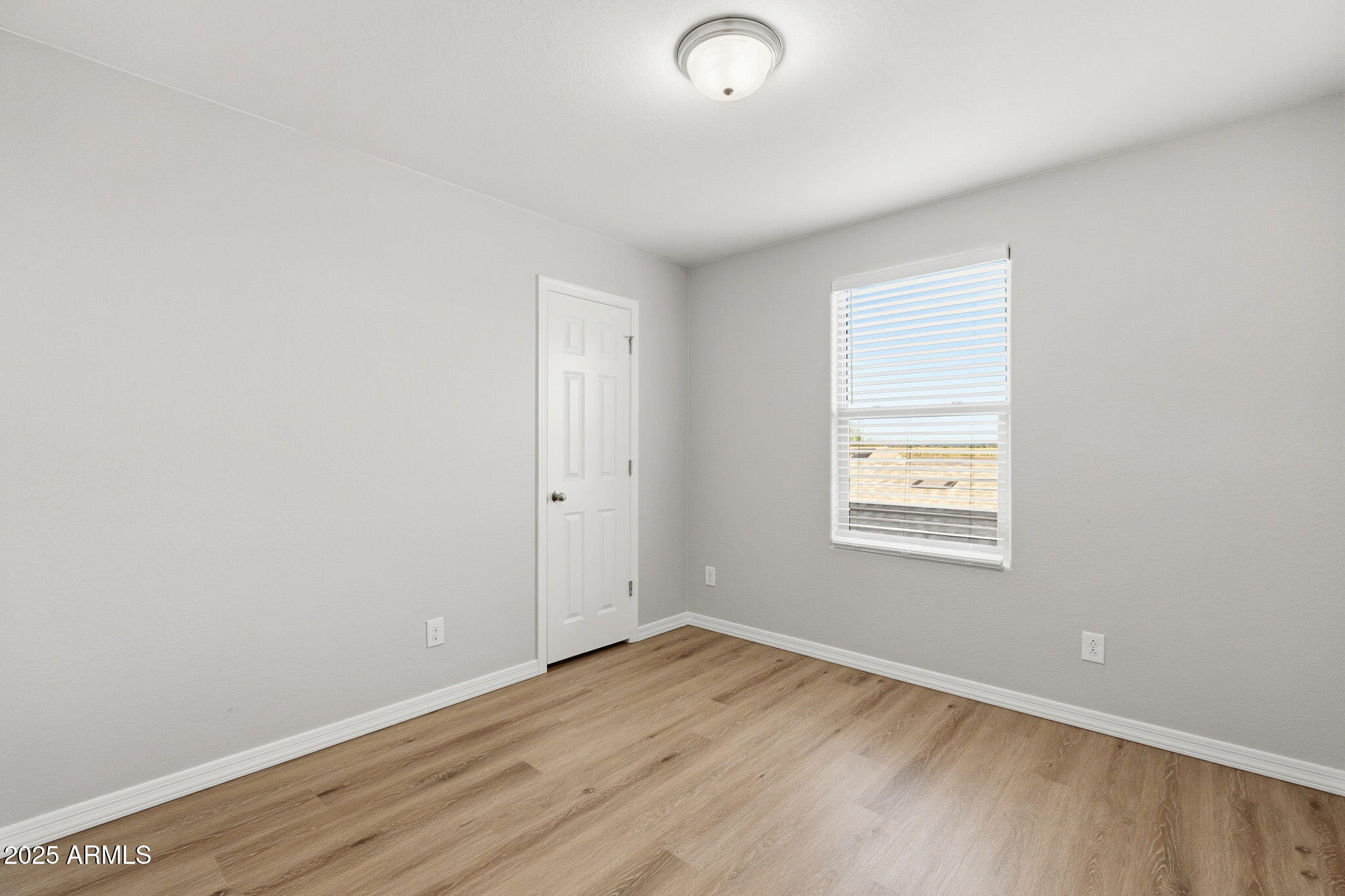 152 E DEWEY Avenue, Coolidge