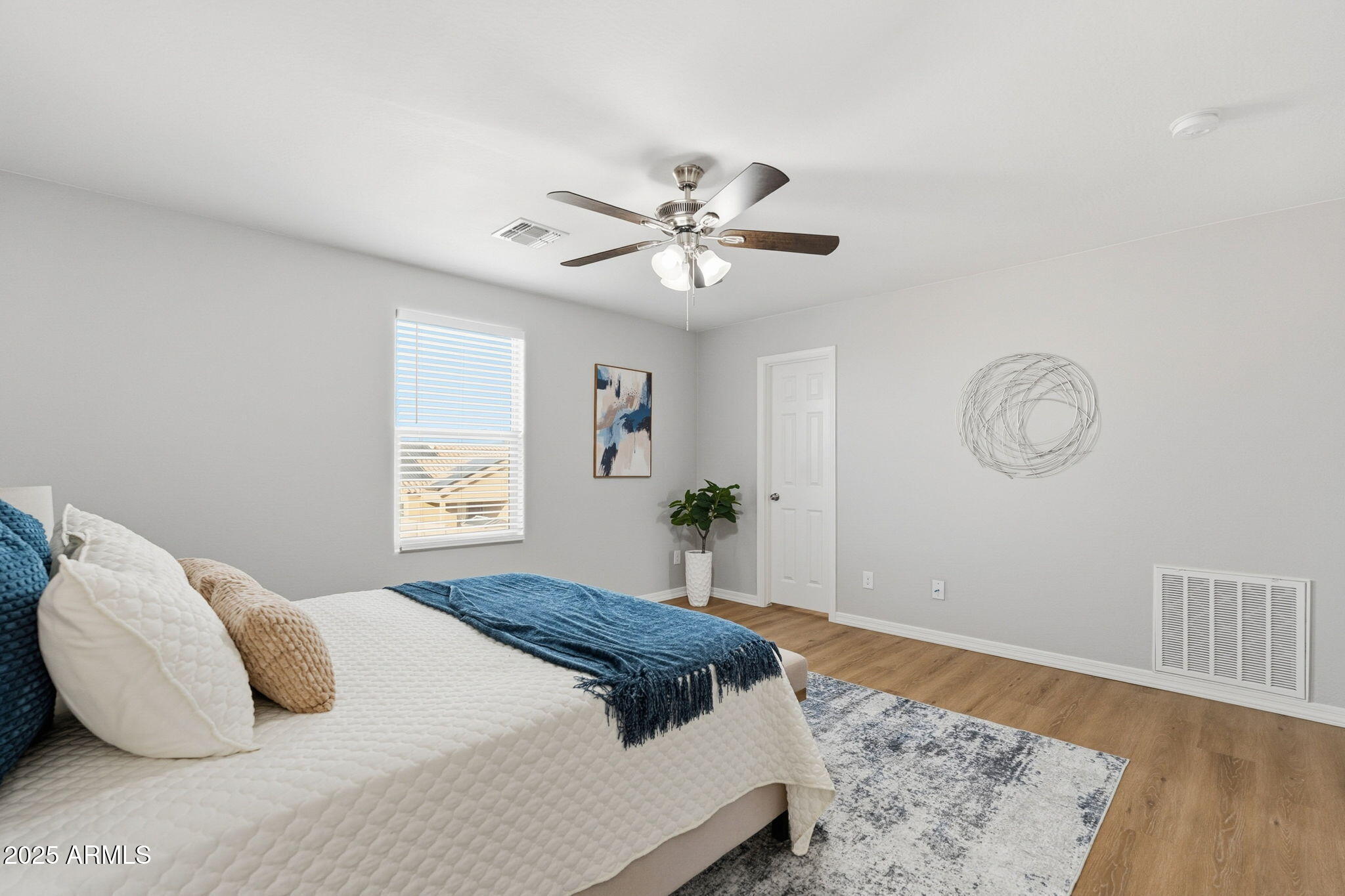 152 E DEWEY Avenue, Coolidge