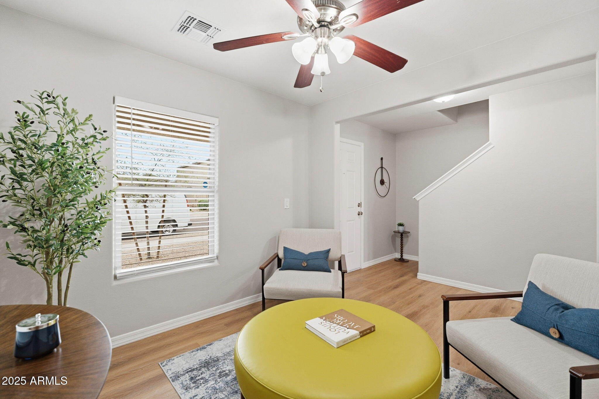 152 E DEWEY Avenue, Coolidge