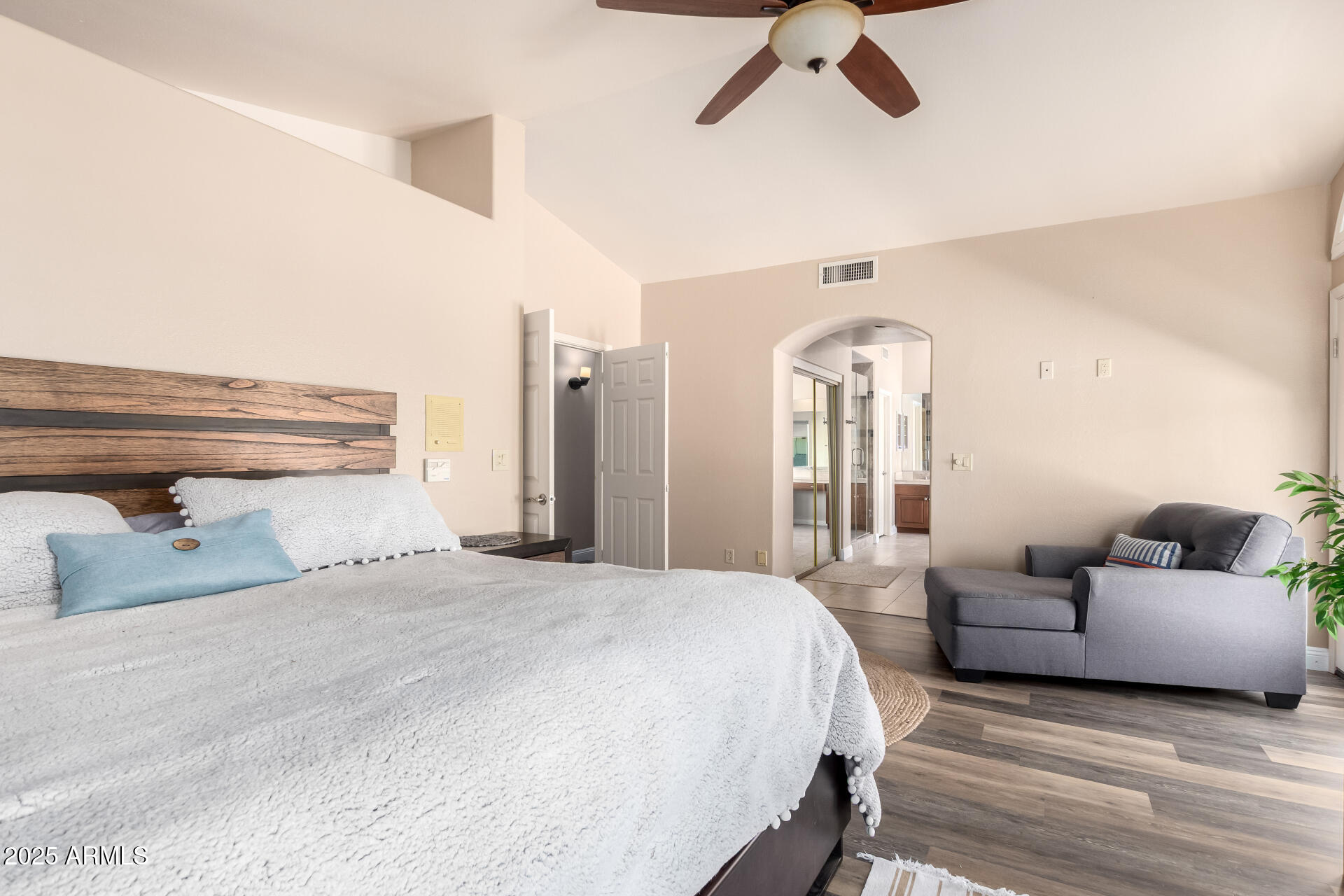 1706 E BROOKWOOD Court, Phoenix