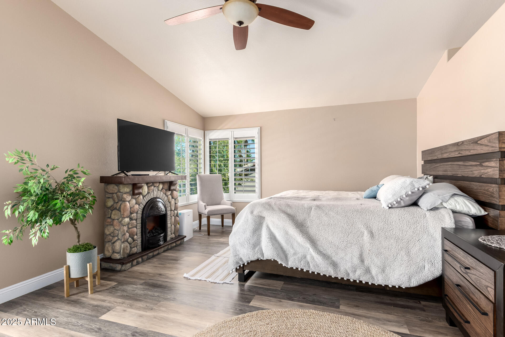 1706 E BROOKWOOD Court, Phoenix