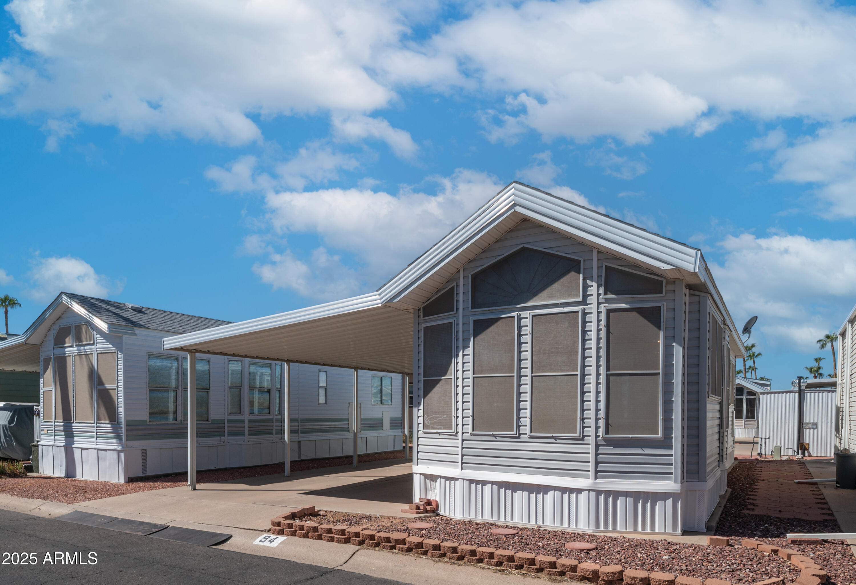 94 JACKNIFE Drive, 94, Apache Junction Unit: 94