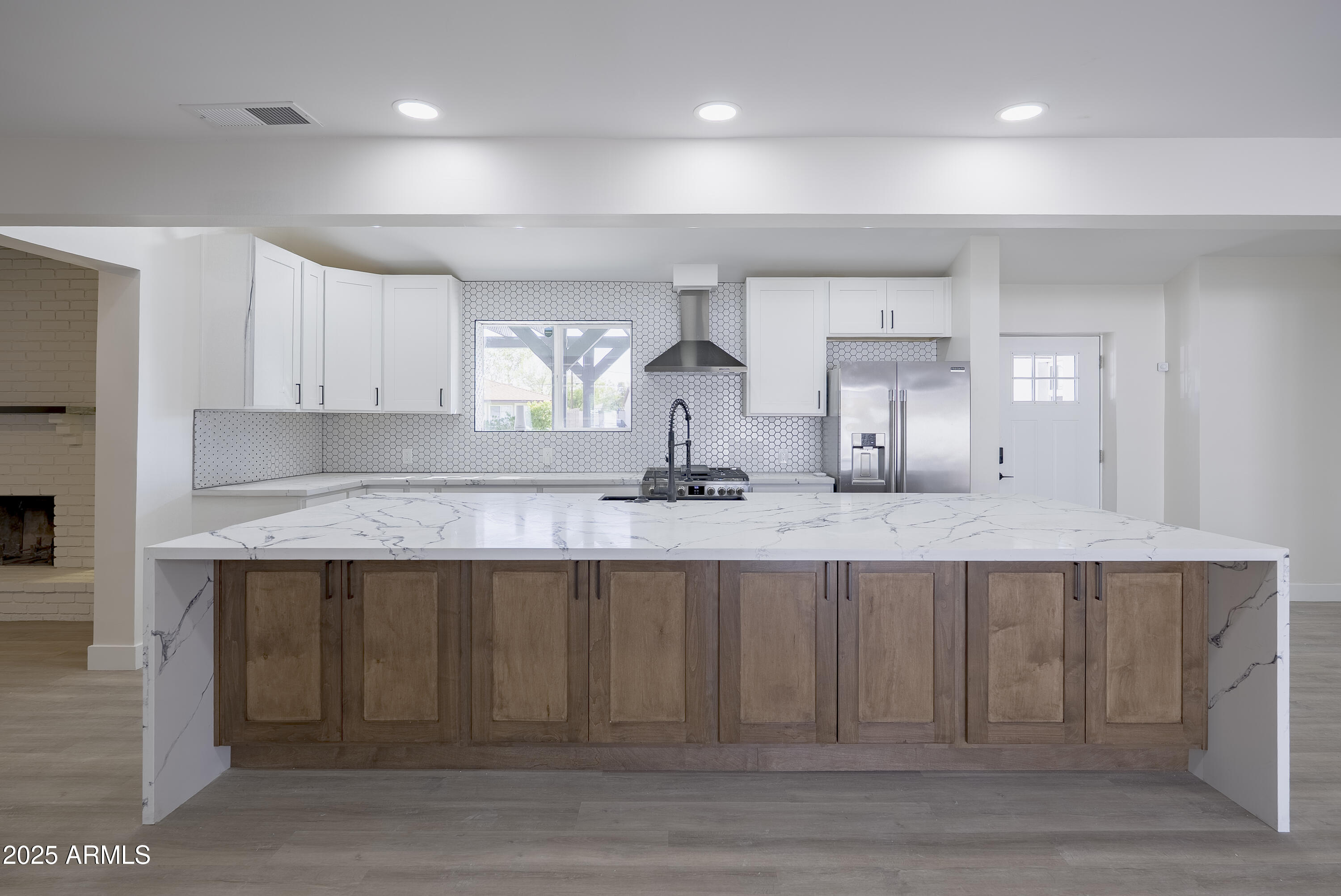 4148 N WESTVIEW Drive, Phoenix