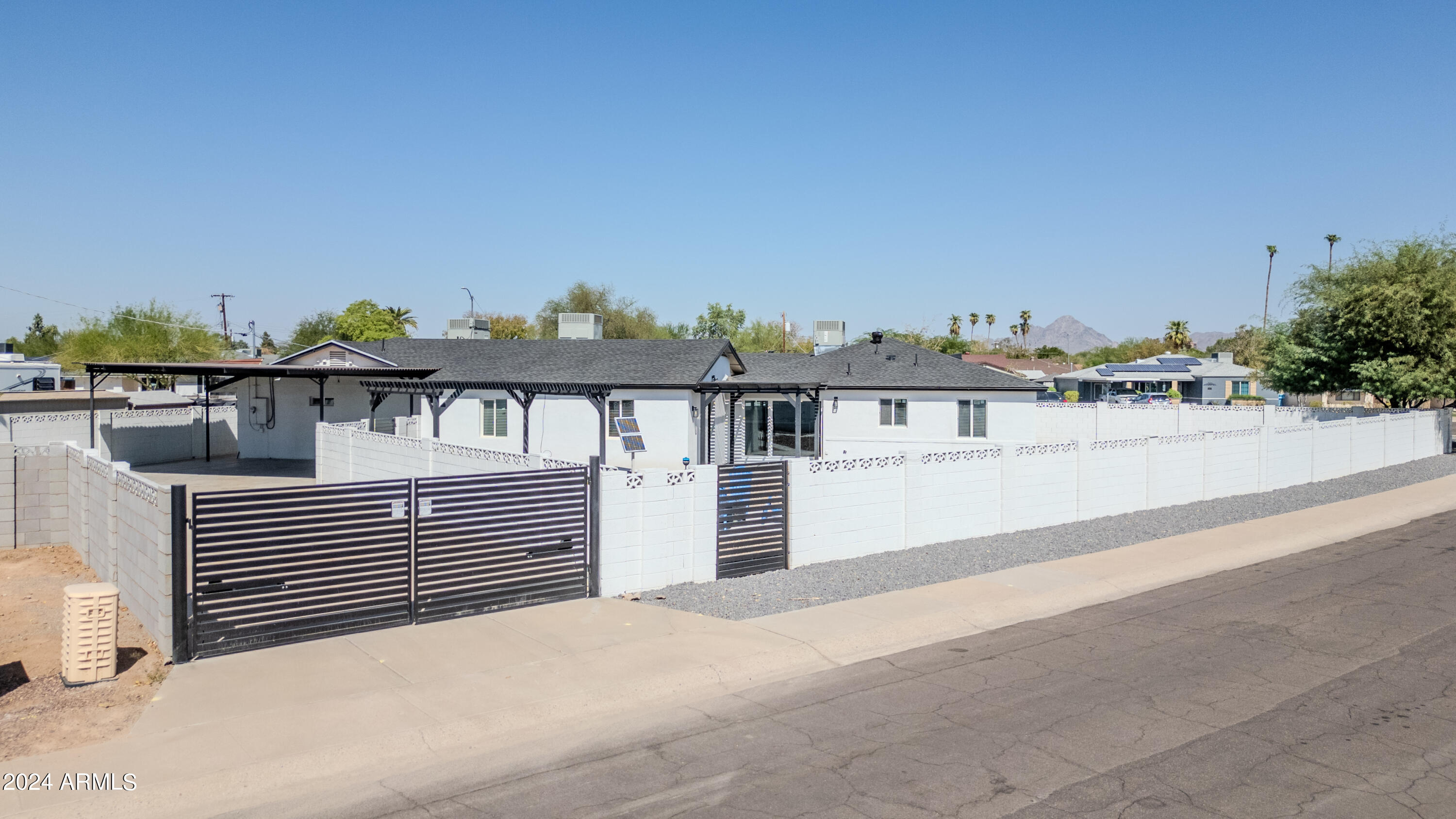 4148 N WESTVIEW Drive, Phoenix