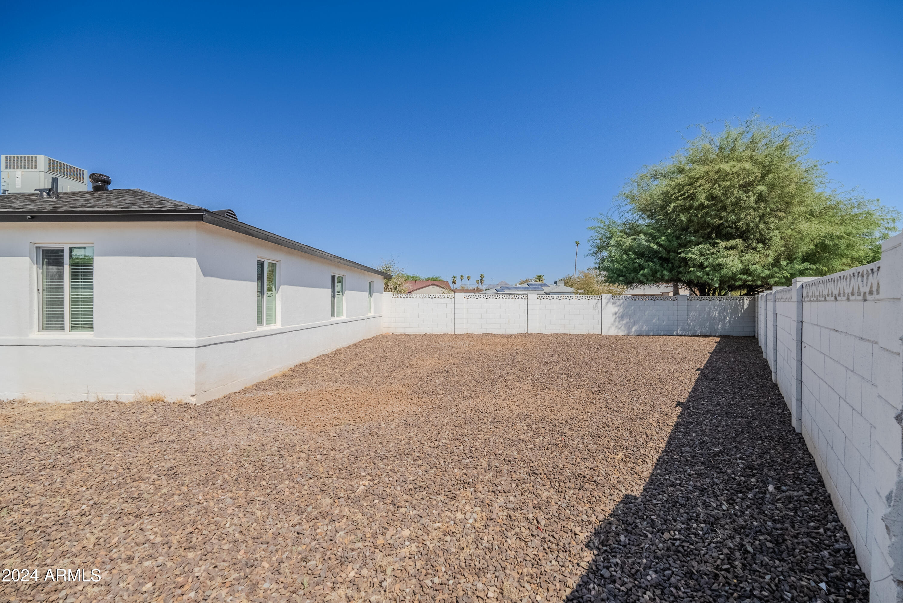 4148 N WESTVIEW Drive, Phoenix
