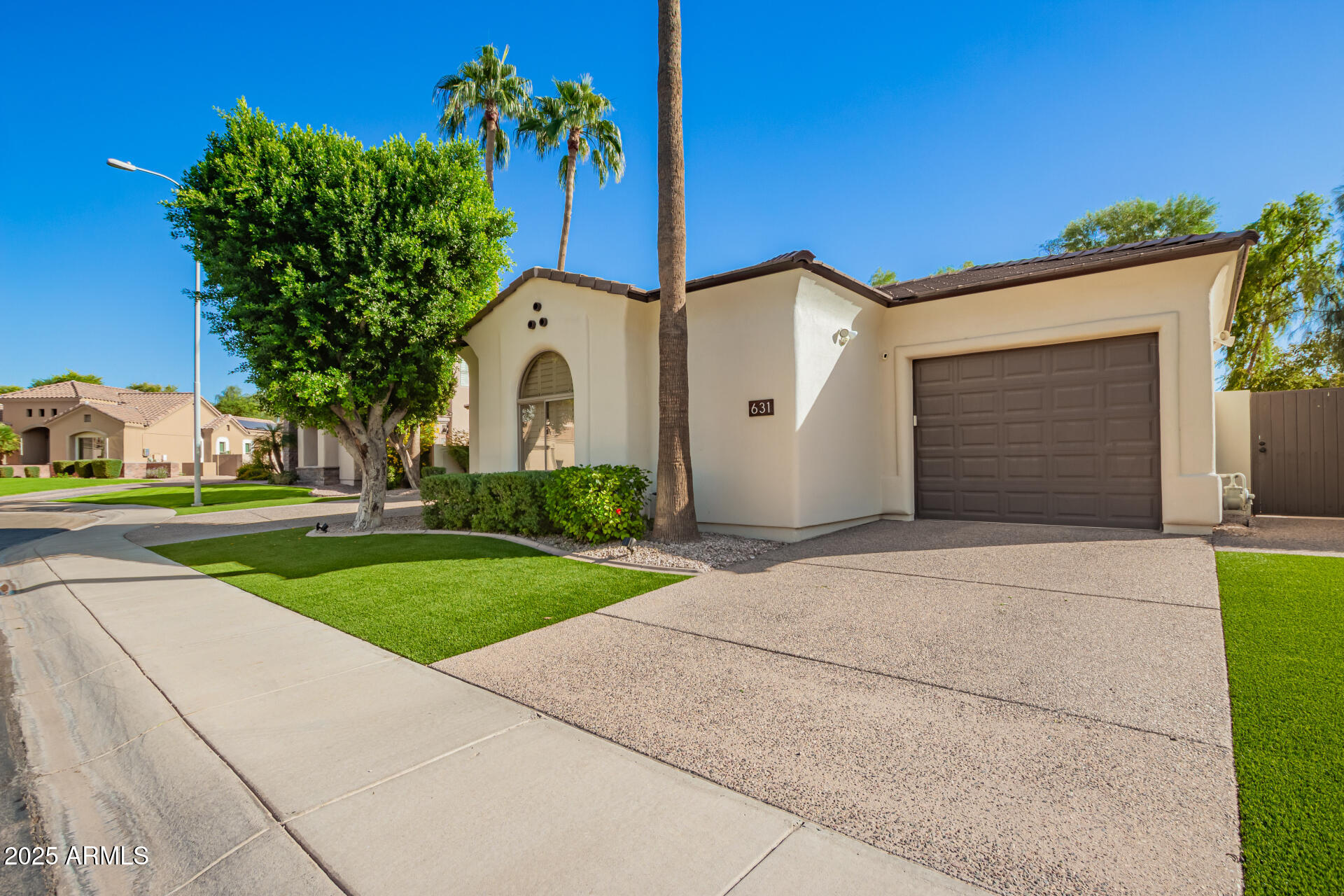 631 W AZALEA Drive, Chandler
