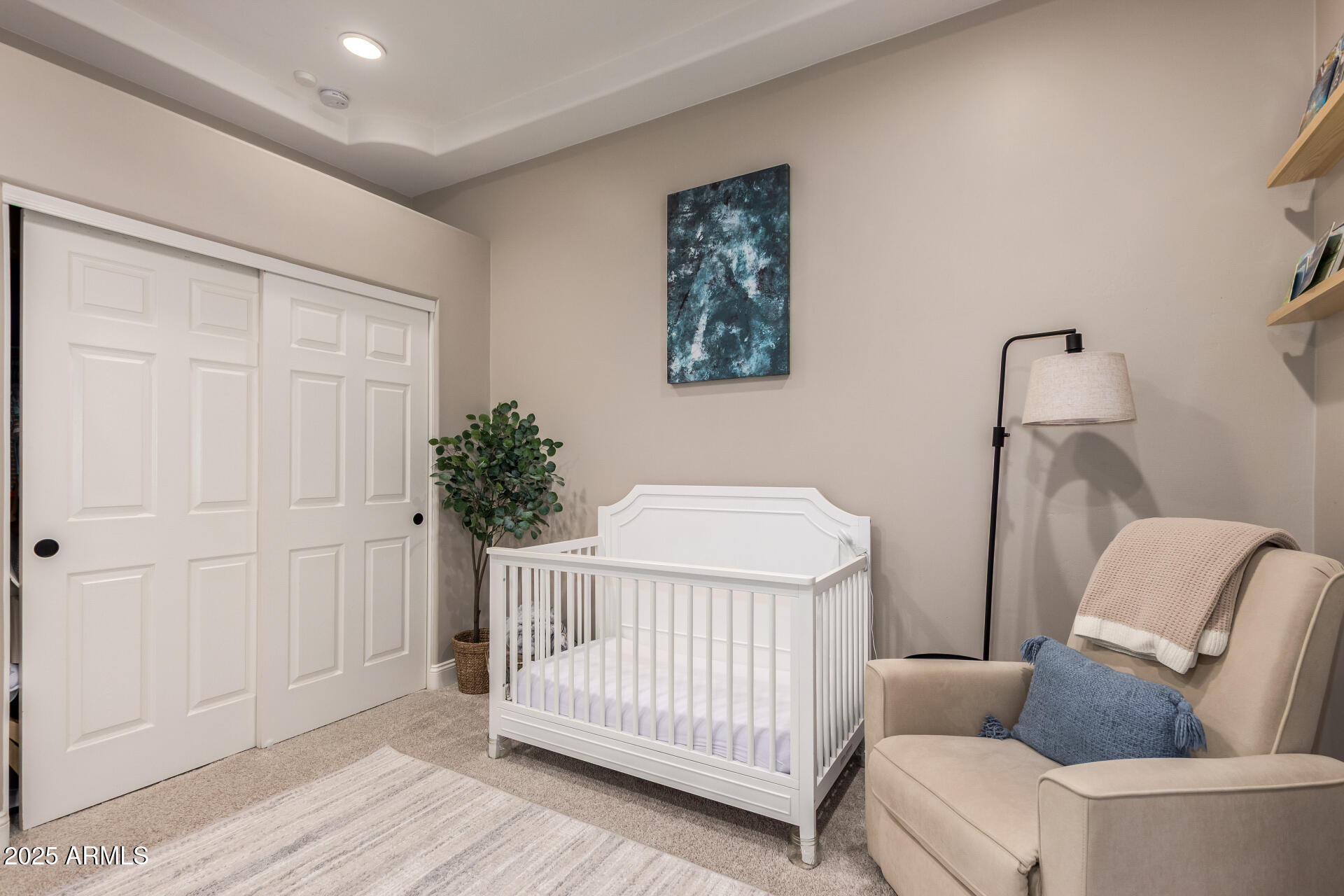 631 W AZALEA Drive, Chandler