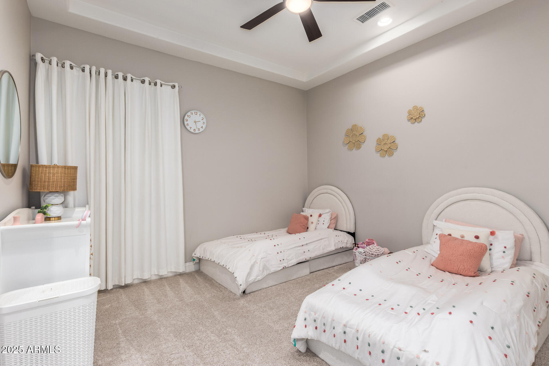 631 W AZALEA Drive, Chandler