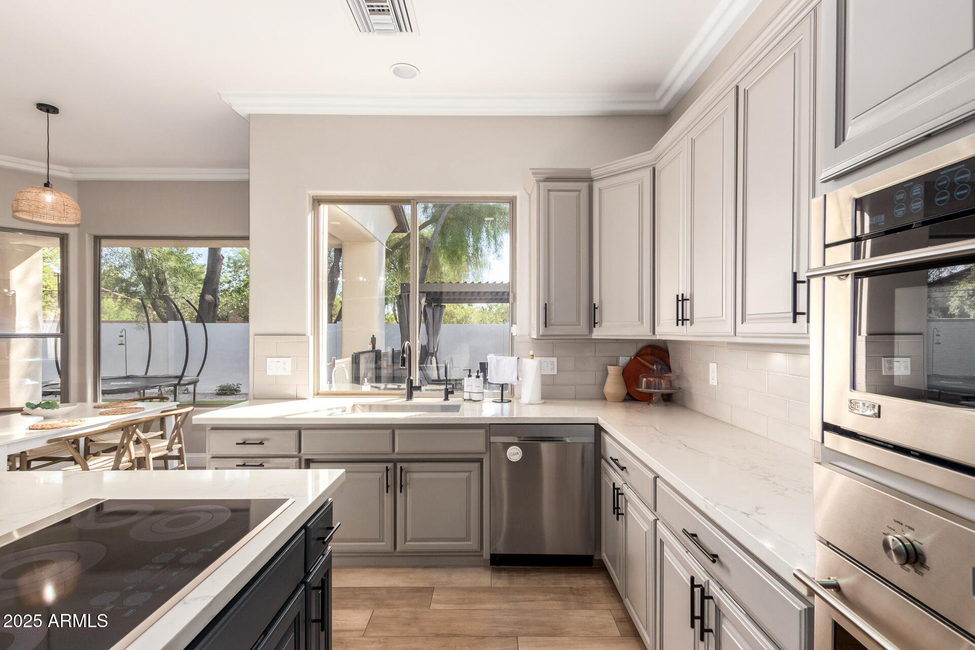 631 W AZALEA Drive, Chandler