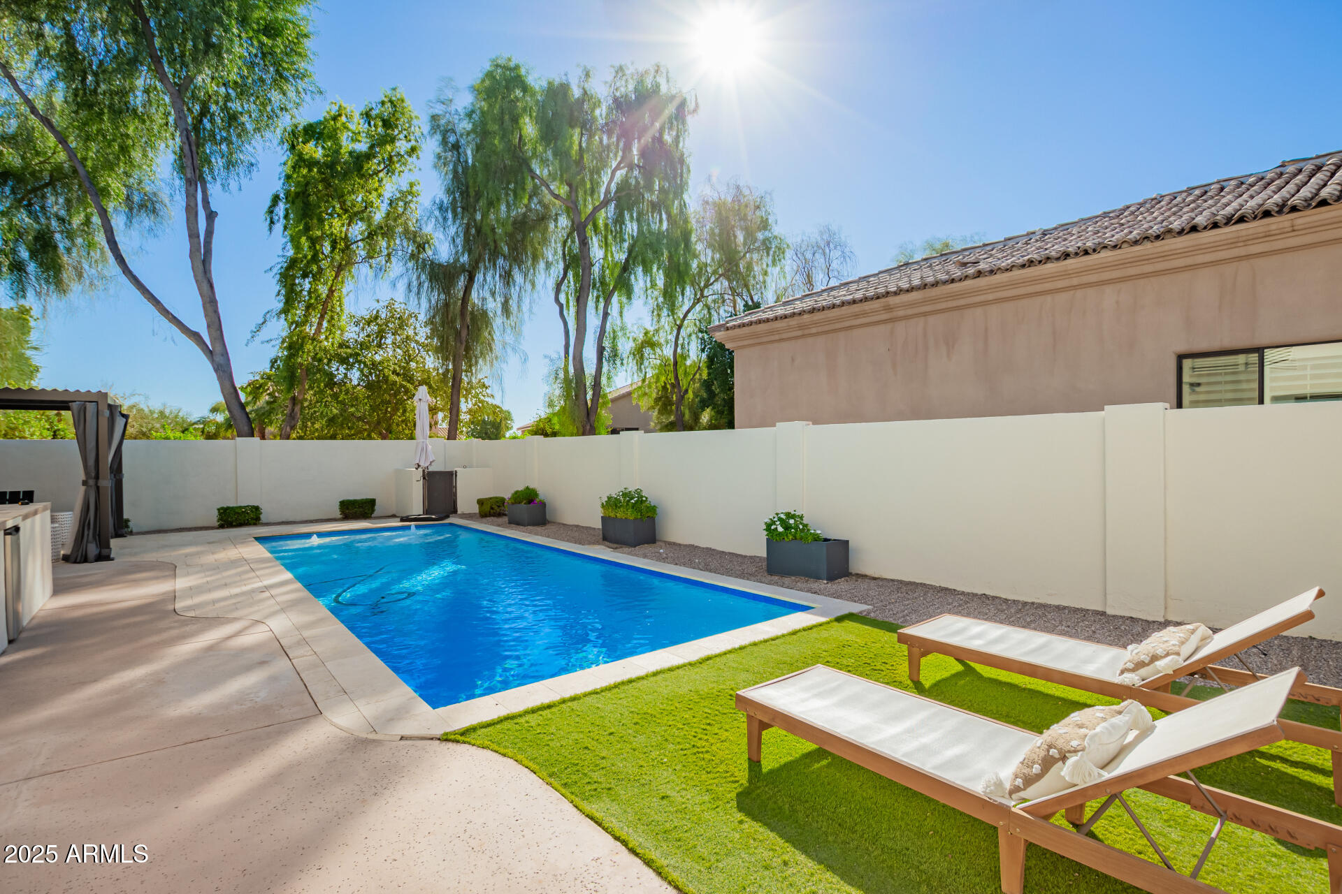 631 W AZALEA Drive, Chandler