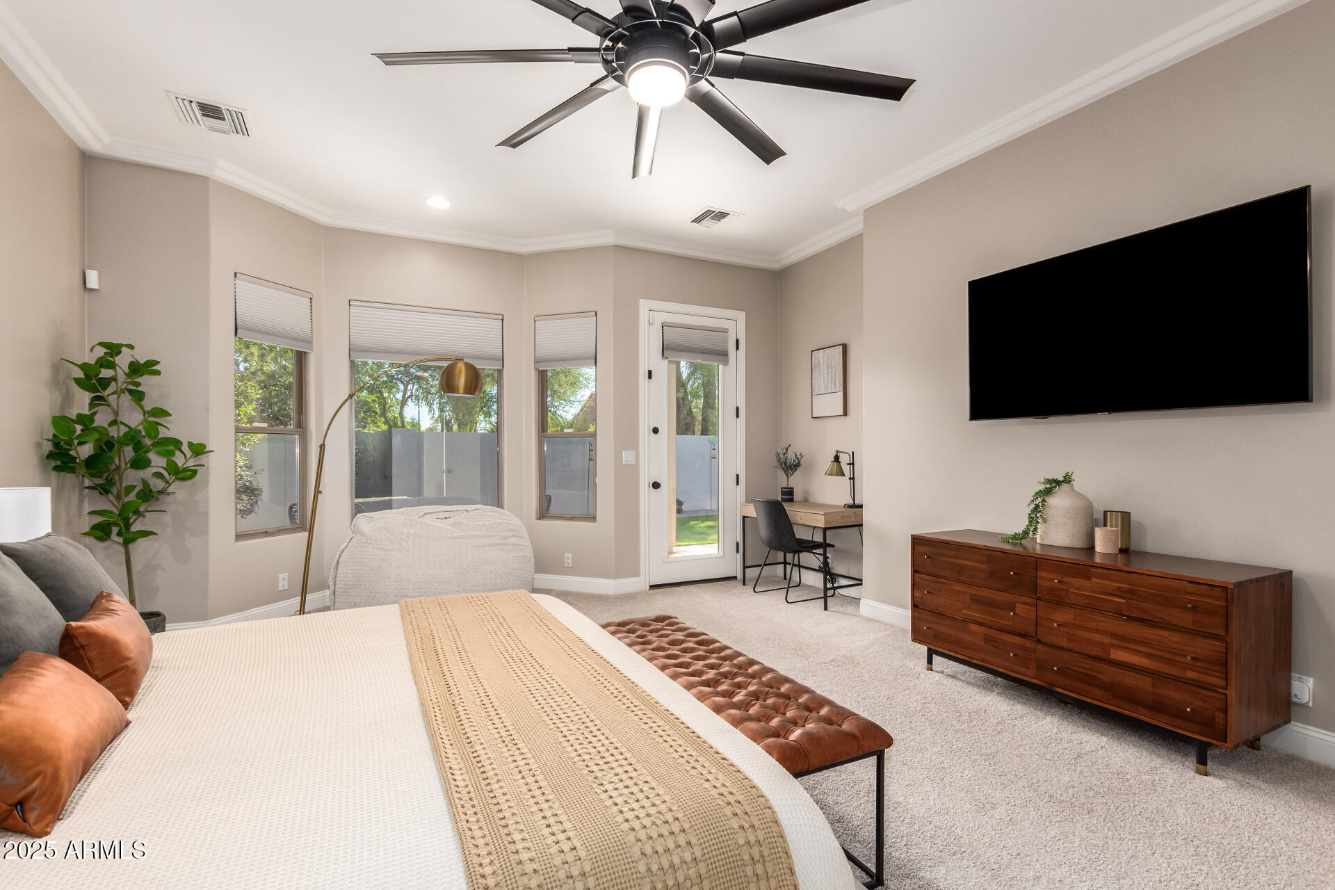 631 W AZALEA Drive, Chandler