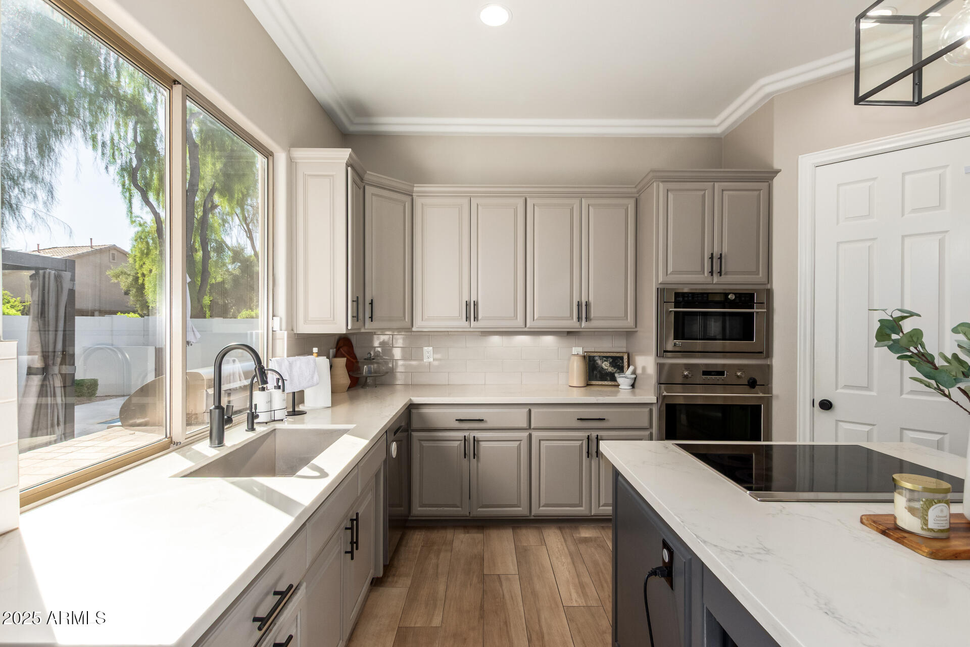 631 W AZALEA Drive, Chandler