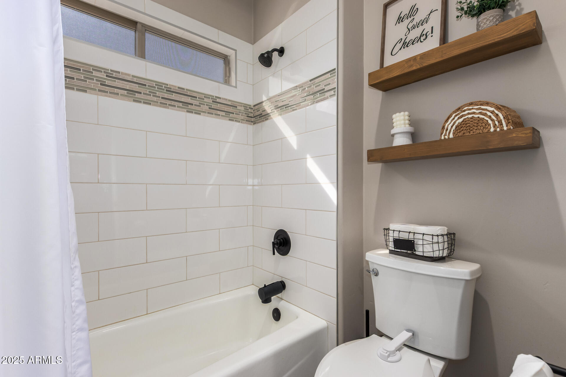 631 W AZALEA Drive, Chandler