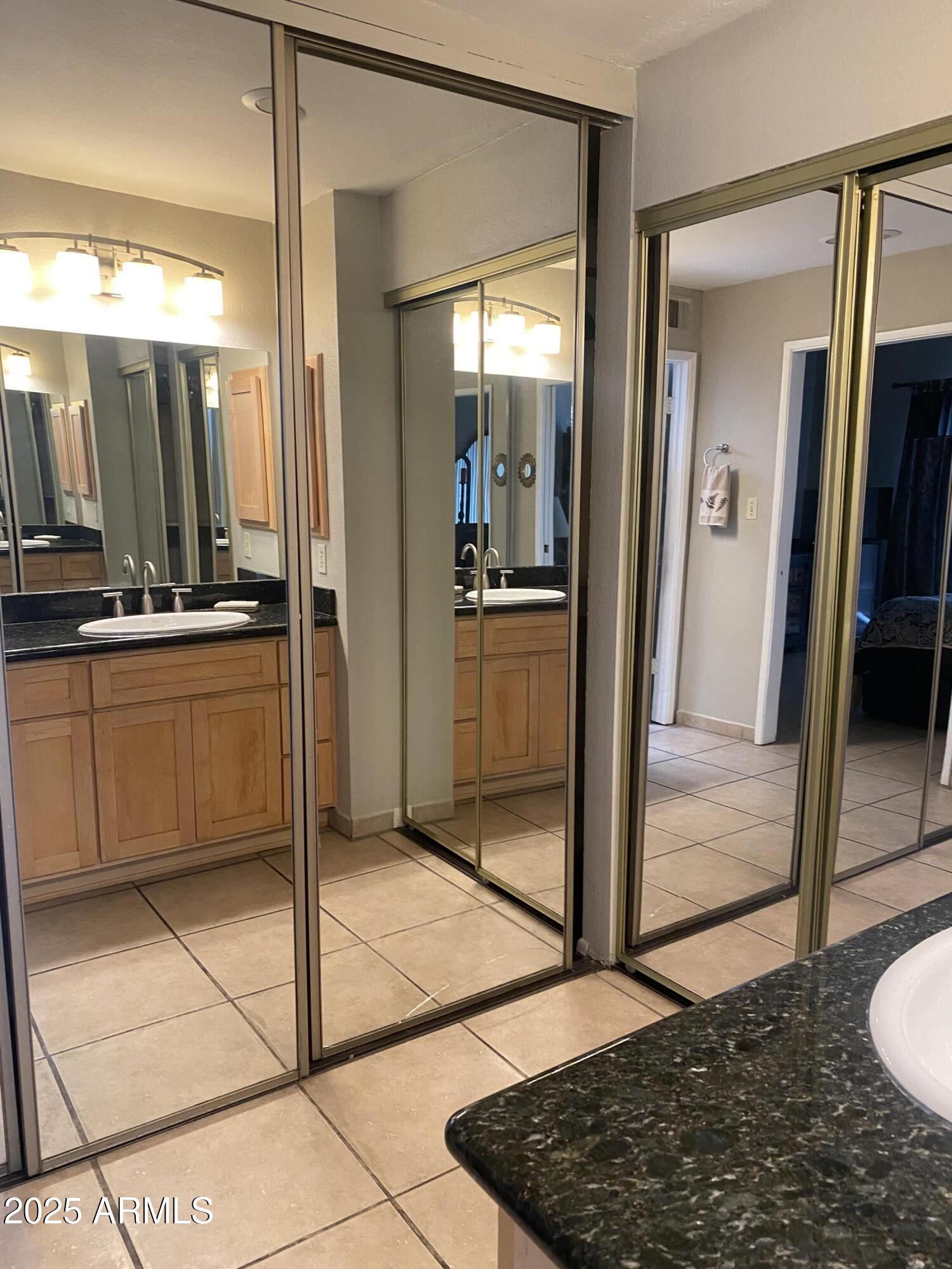 2644 W Desert Cove Avenue, Phoenix