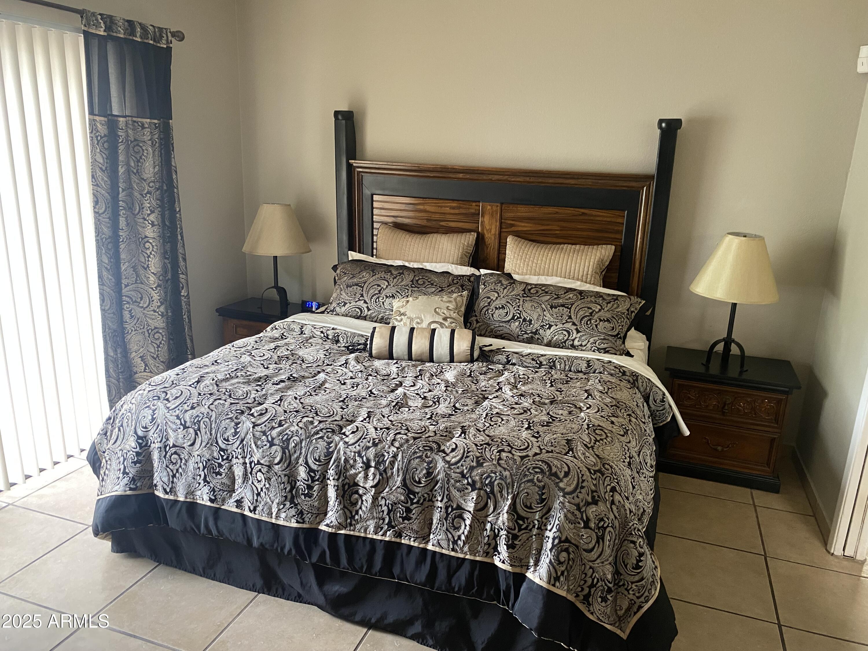 2644 W Desert Cove Avenue, Phoenix