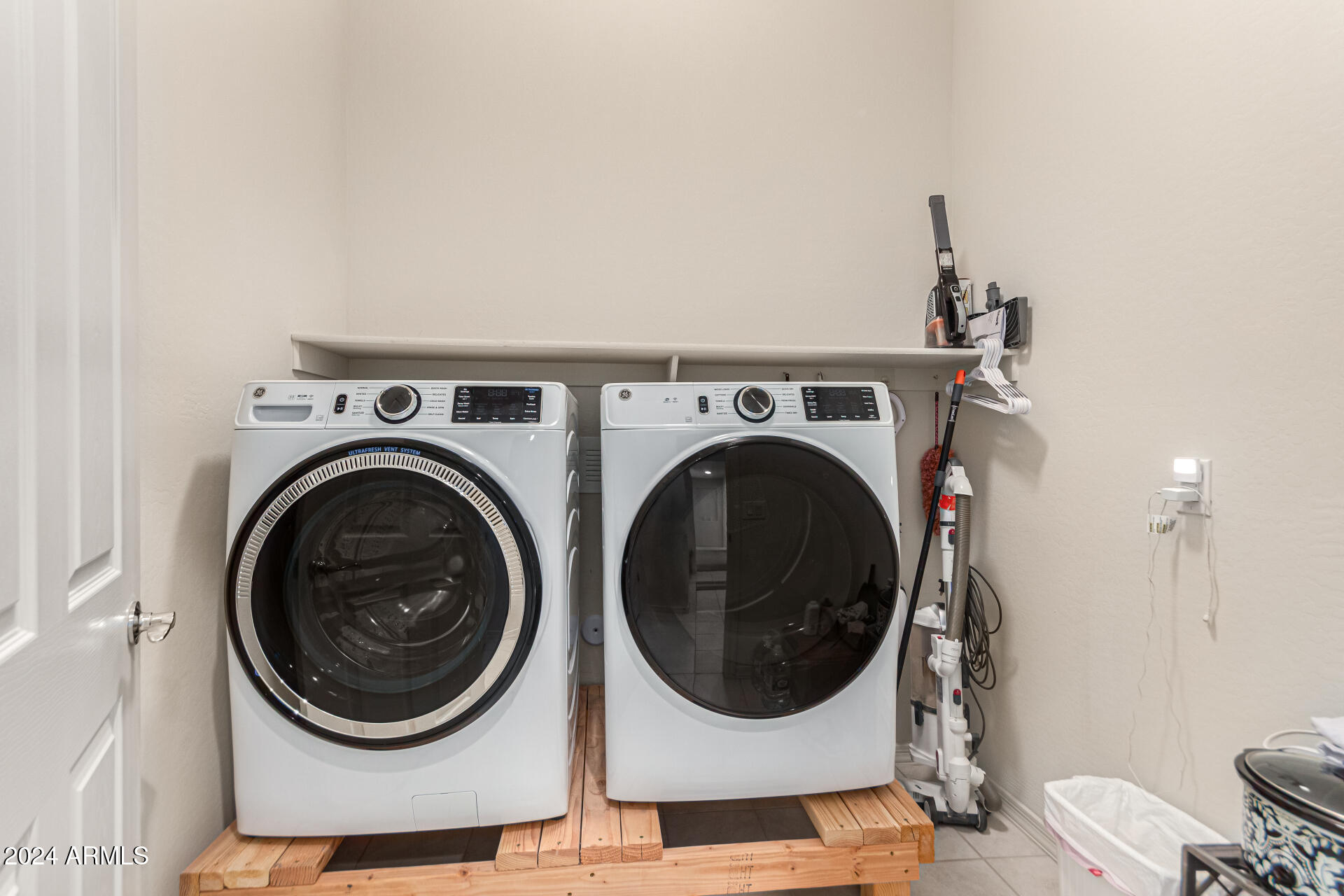 7266 W MEADOWLARK Way, Florence