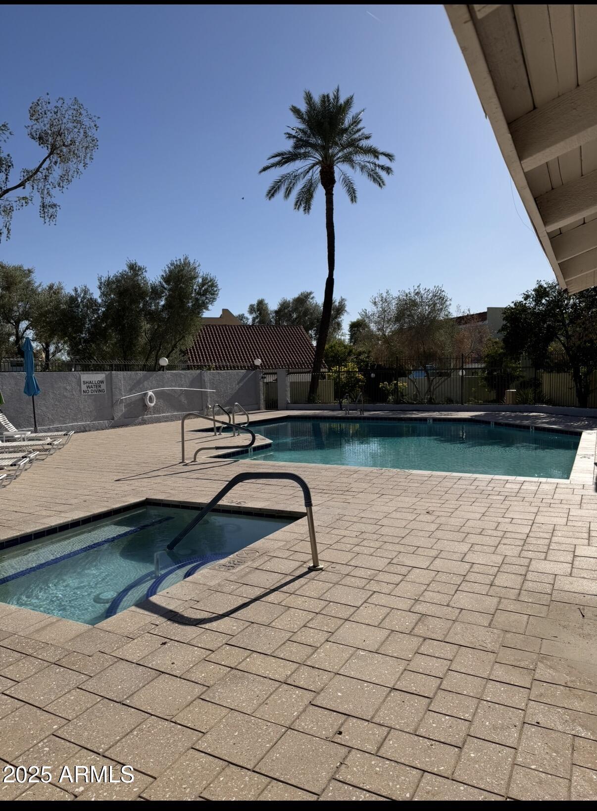 1012 E Highland Avenue, Phoenix
