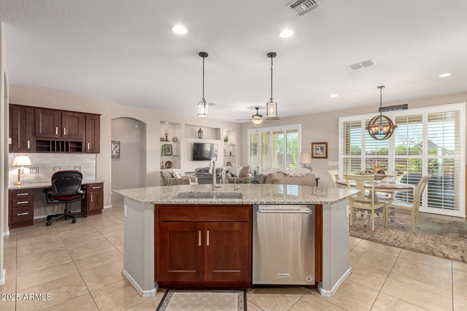 3900 N COTTONWOOD Drive, Florence