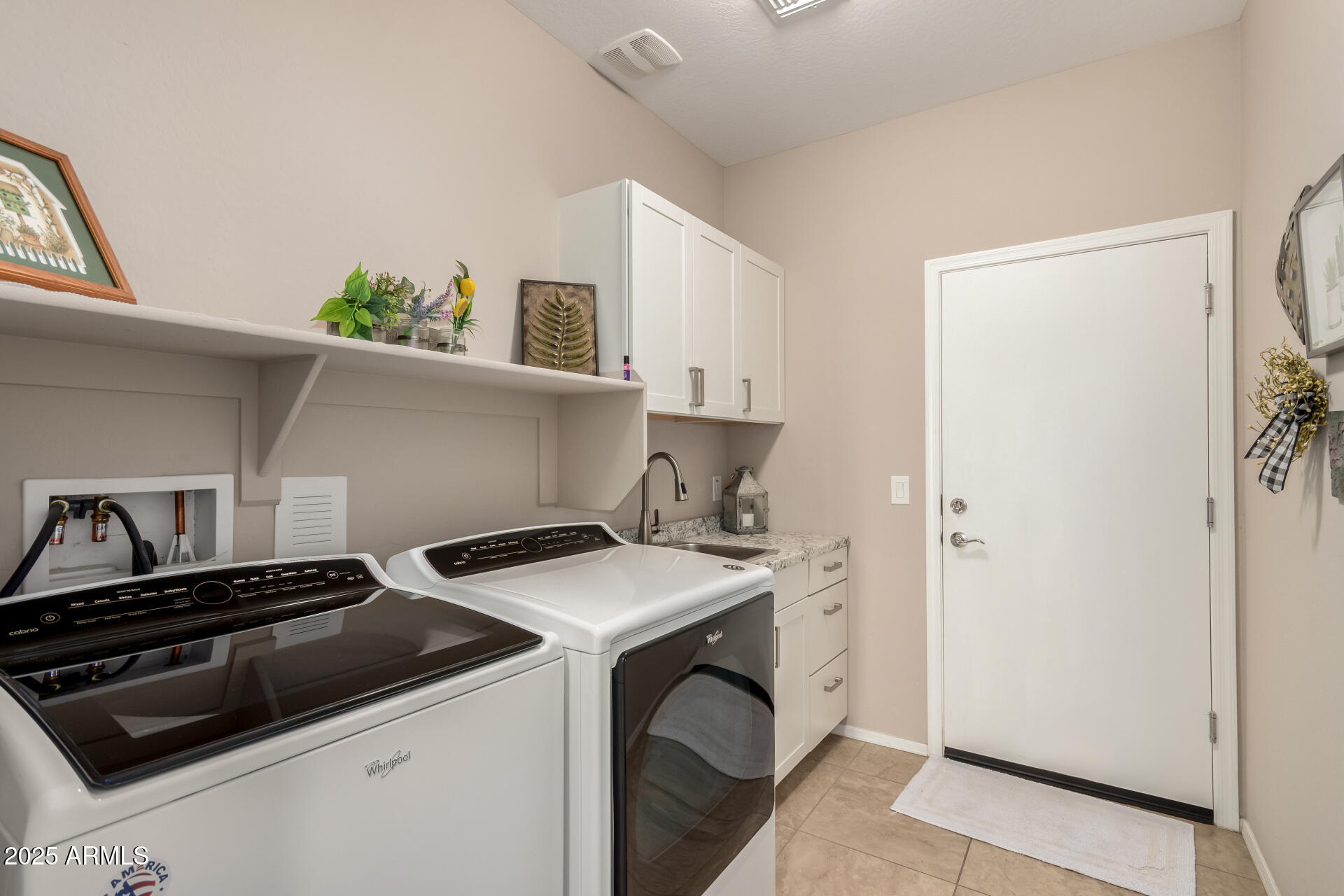 3900 N COTTONWOOD Drive, Florence