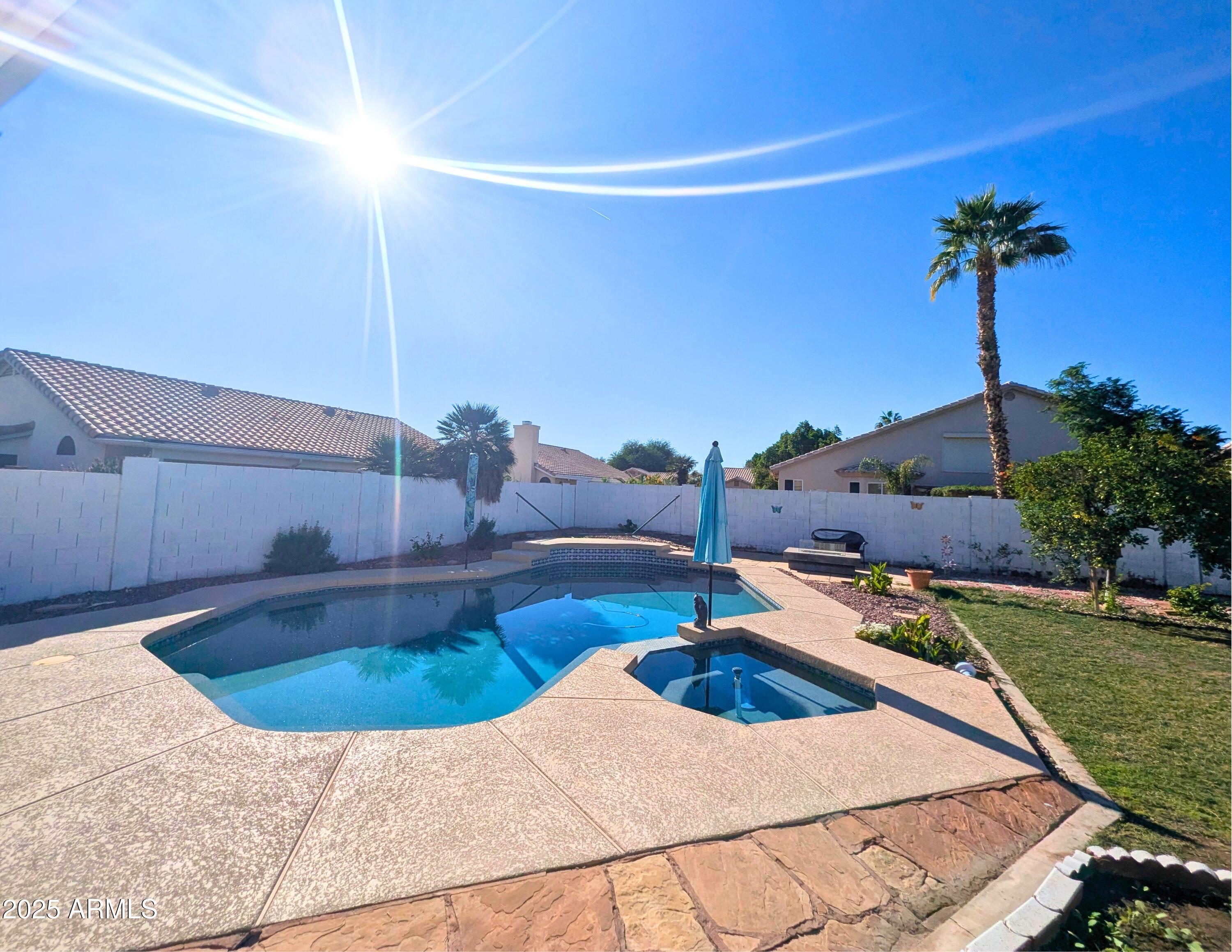 242 S SYCAMORE Place, Chandler