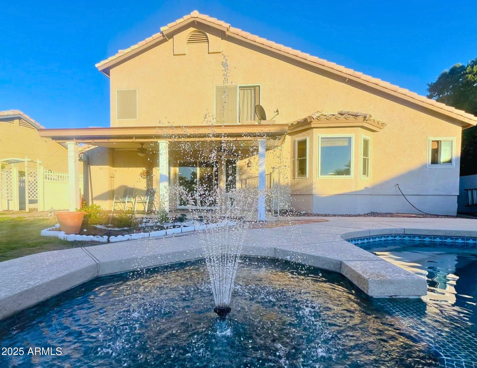 242 S SYCAMORE Place, Chandler