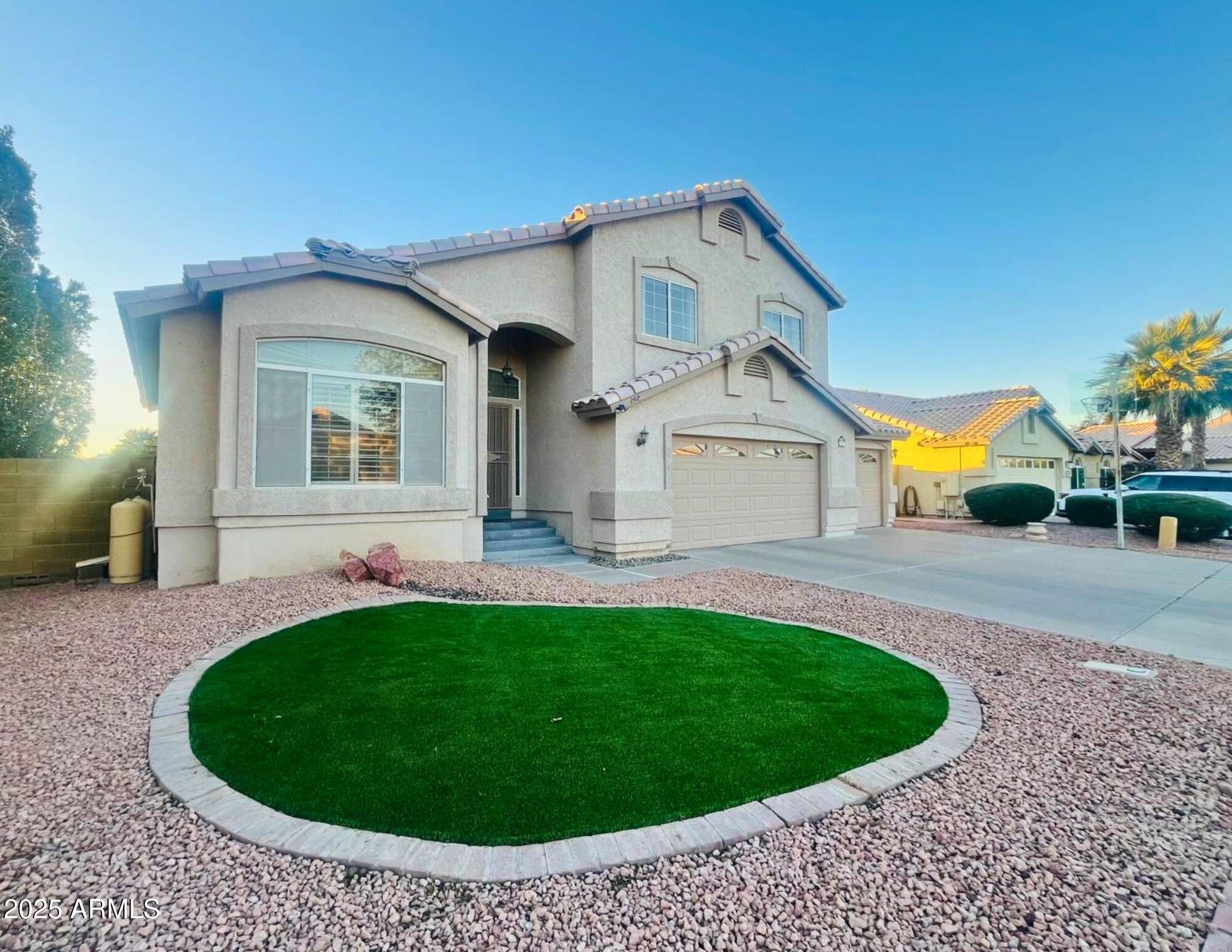 242 S SYCAMORE Place, Chandler