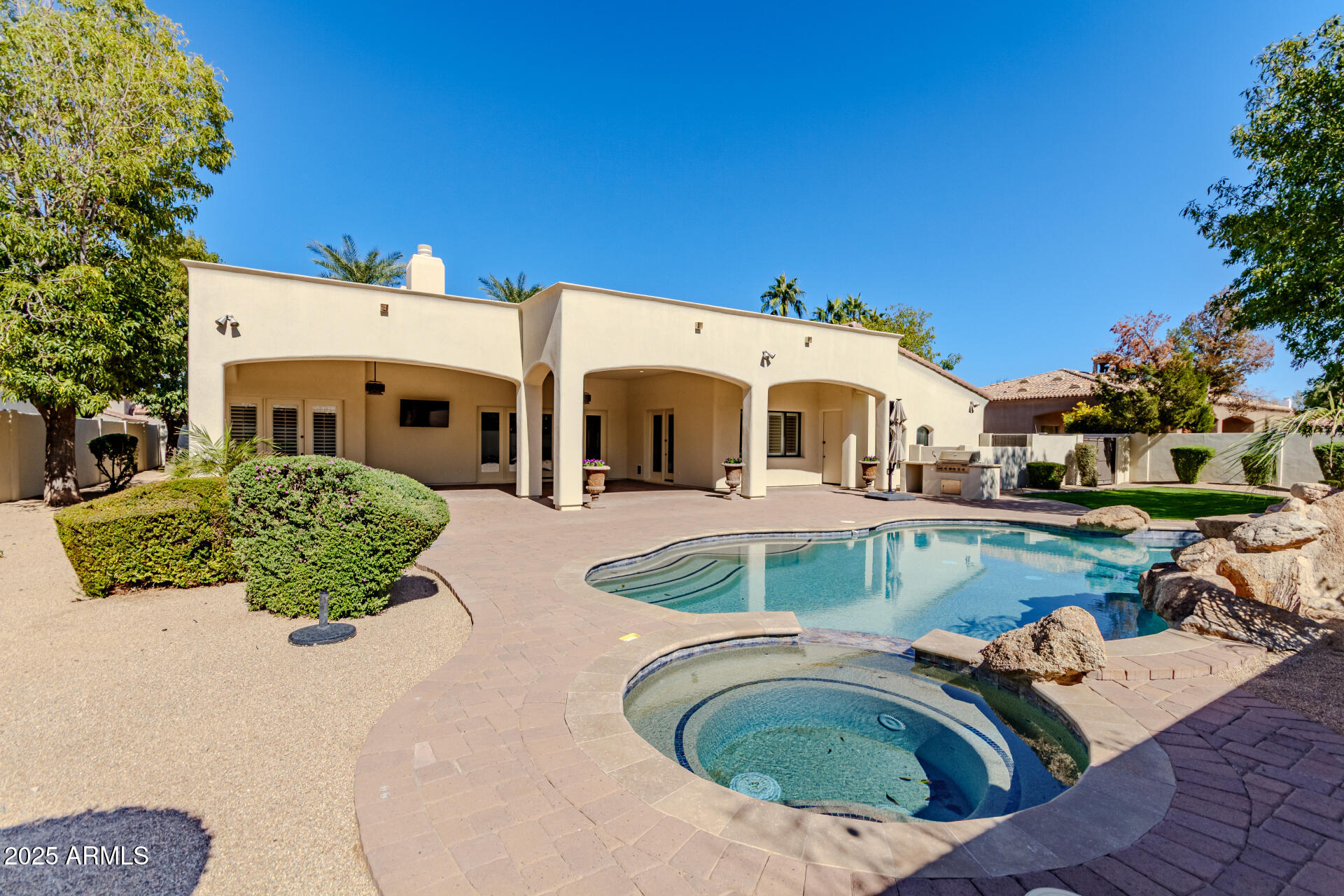 2137 E Teakwood Place, Chandler