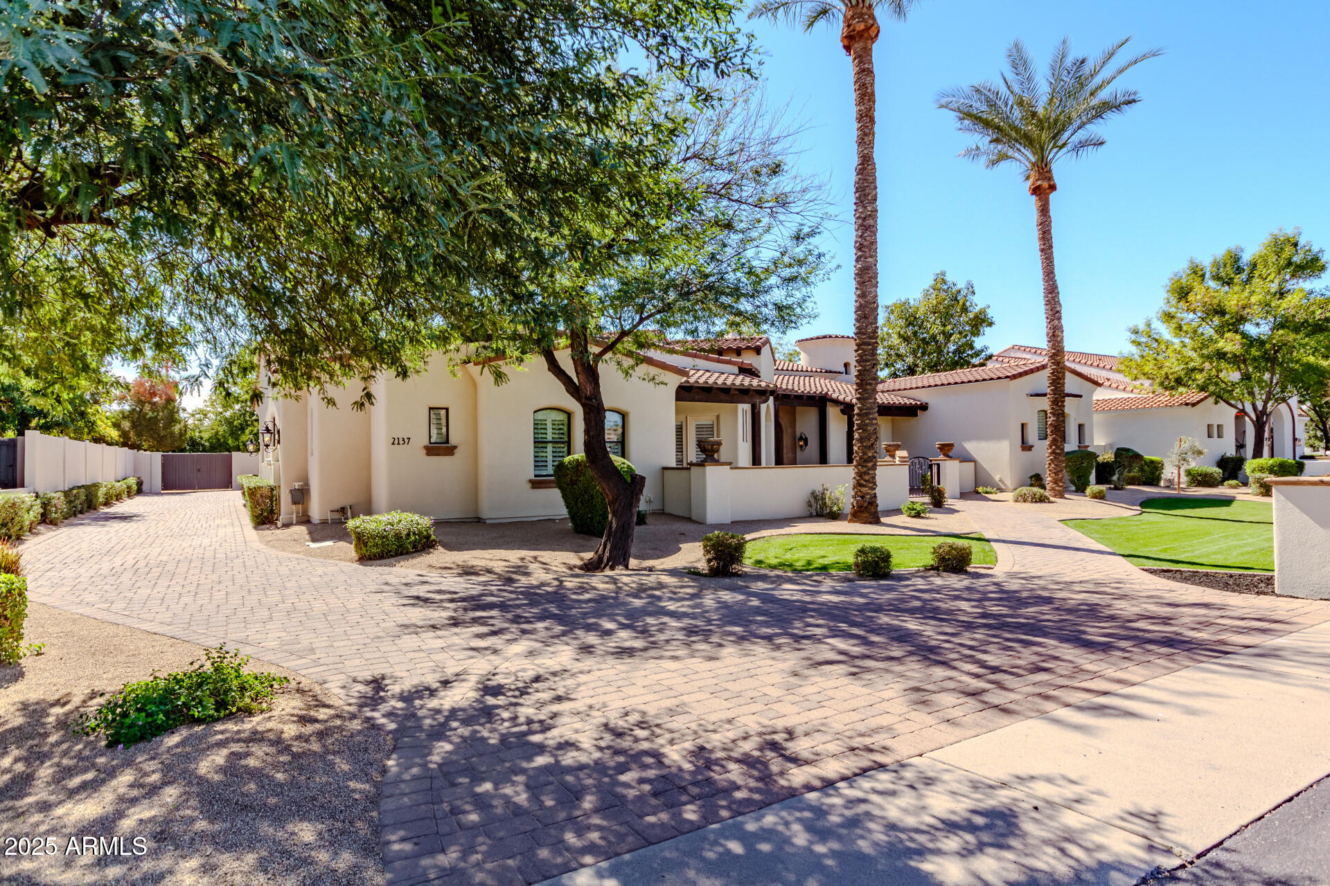 2137 E Teakwood Place, Chandler