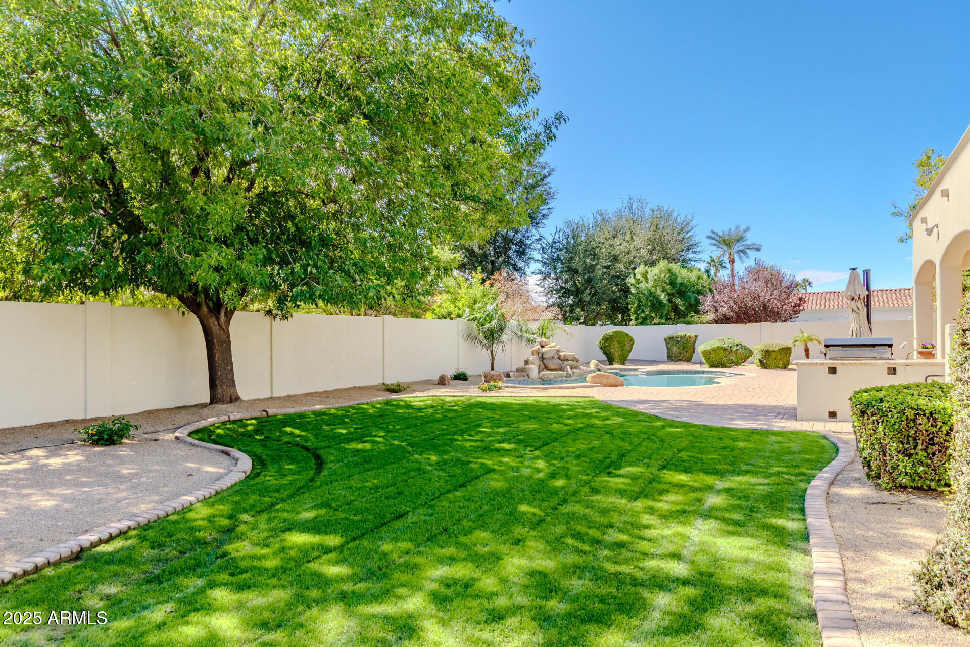 2137 E Teakwood Place, Chandler