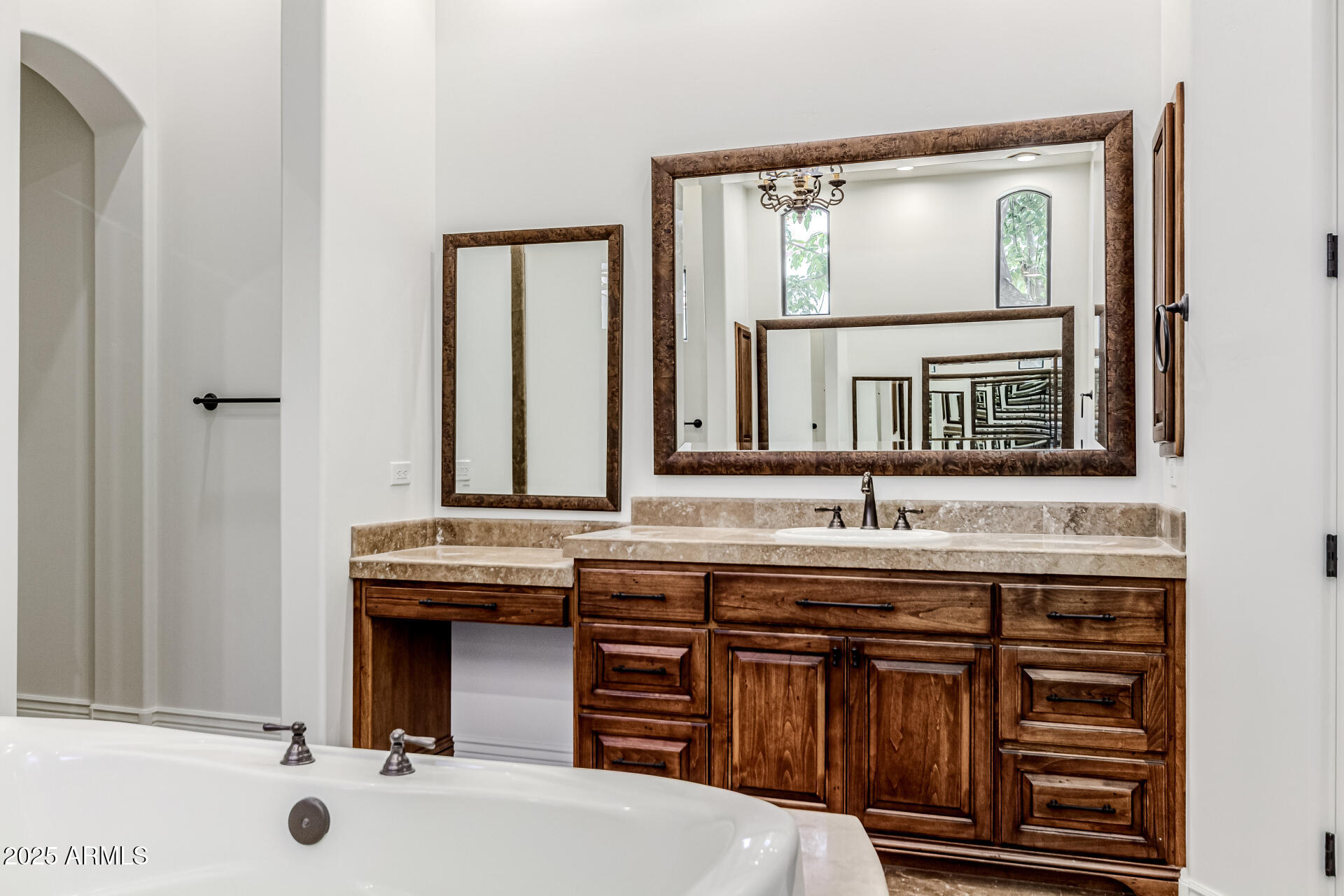 2137 E Teakwood Place, Chandler