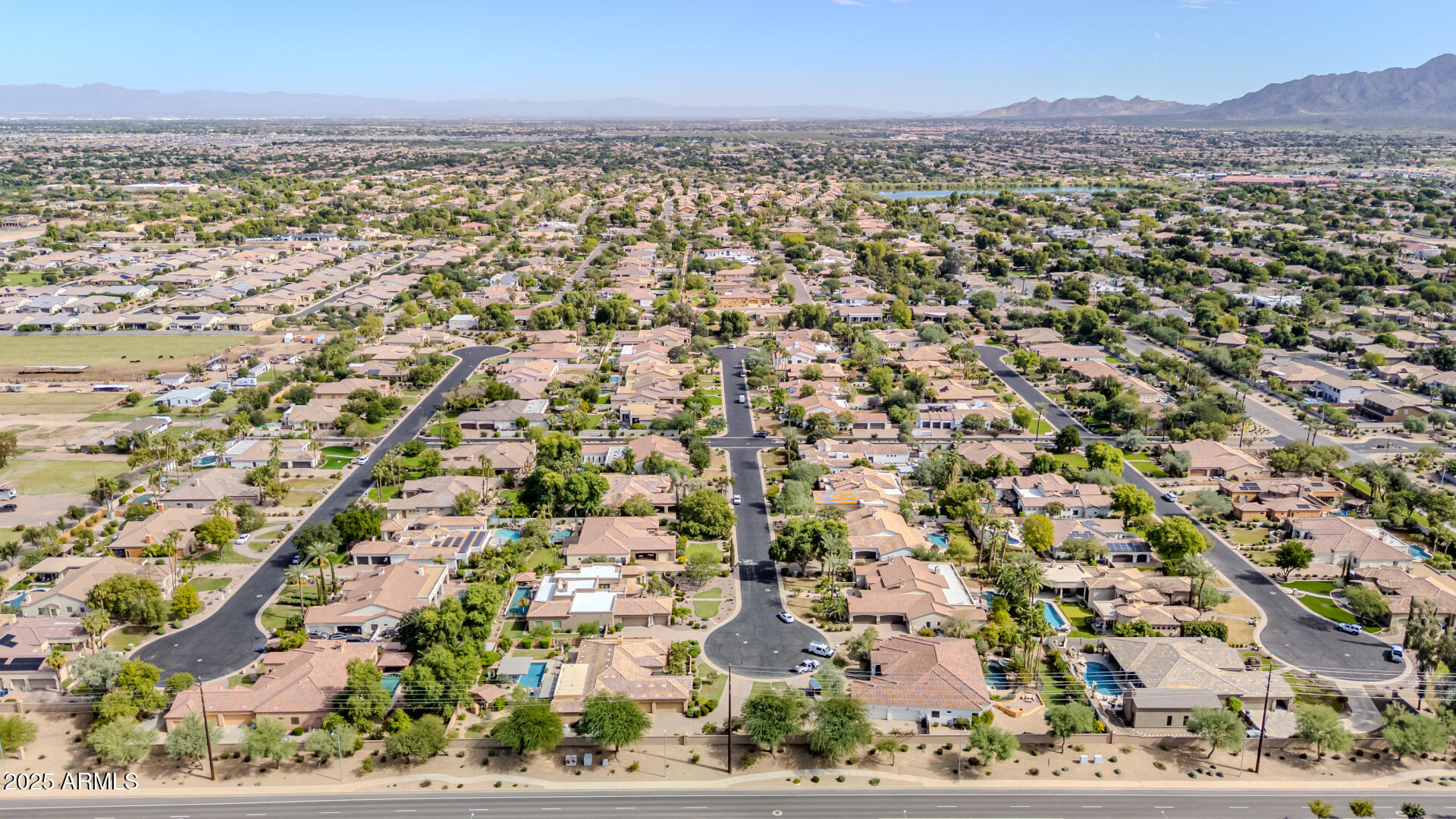 2137 E Teakwood Place, Chandler