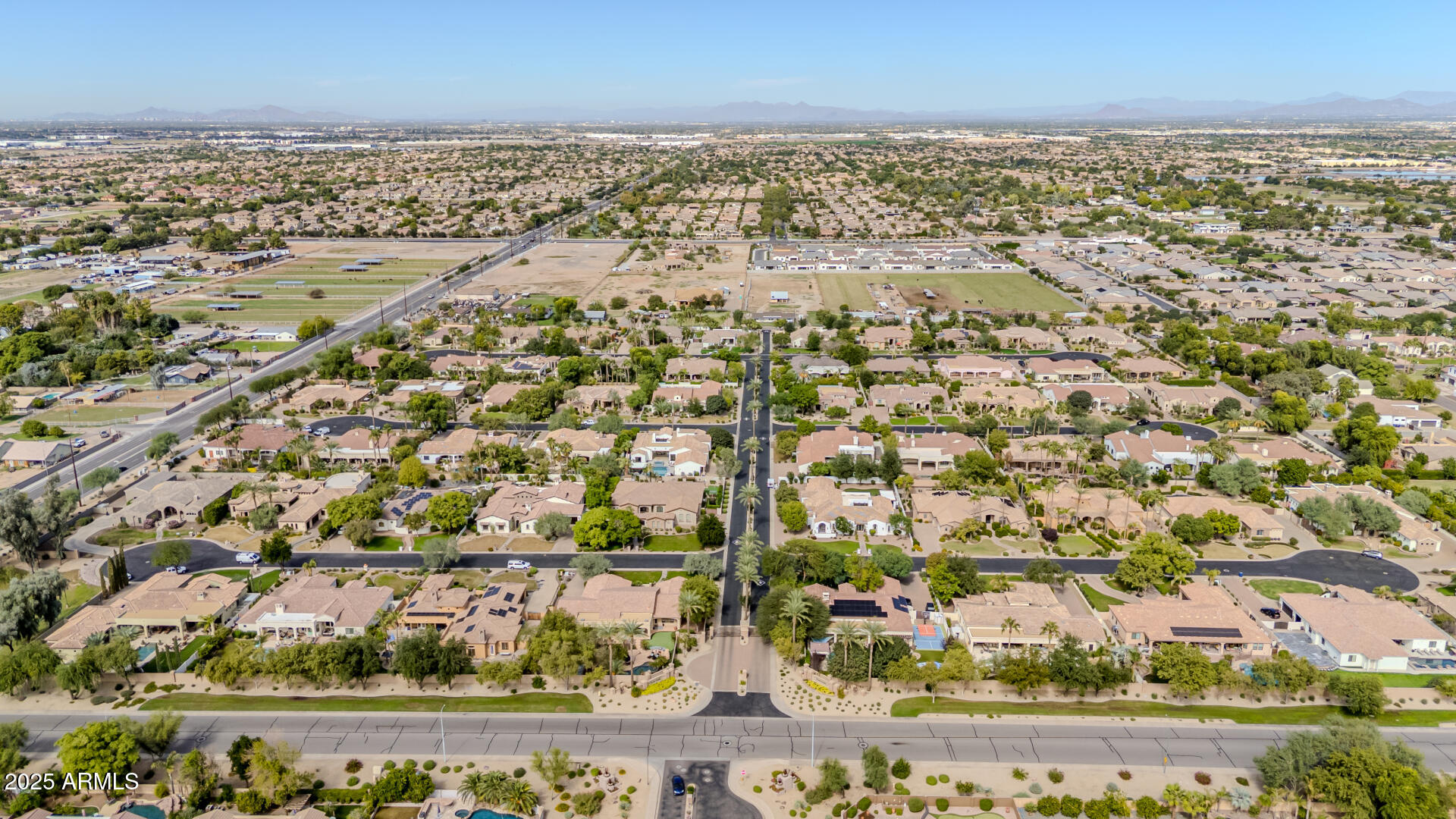 2137 E Teakwood Place, Chandler