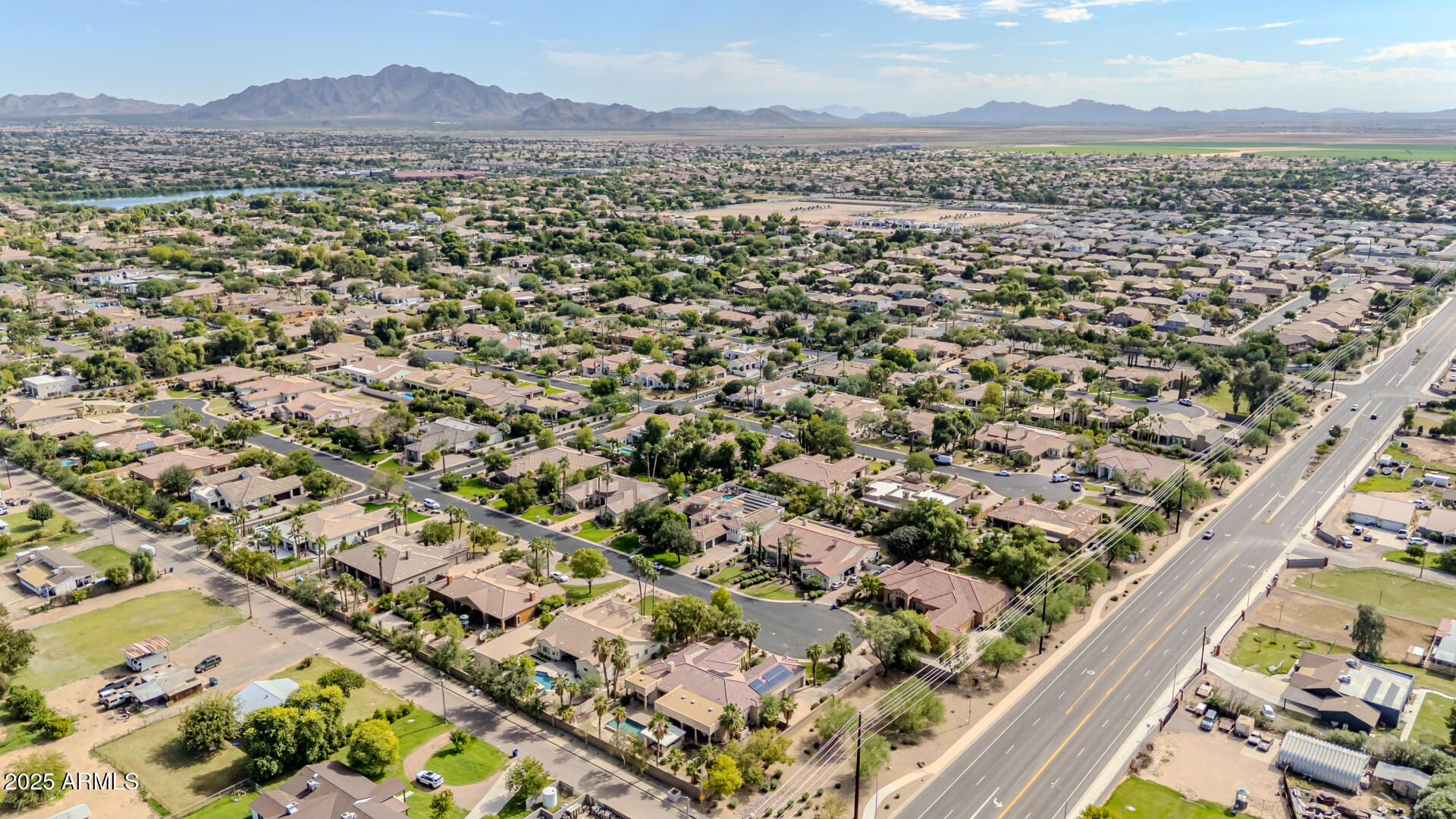 2137 E Teakwood Place, Chandler