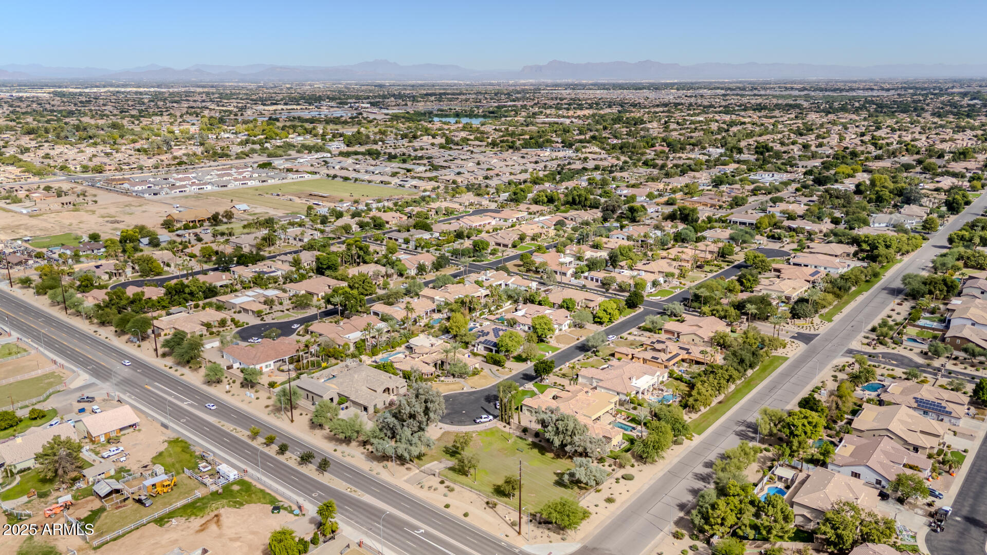 2137 E Teakwood Place, Chandler