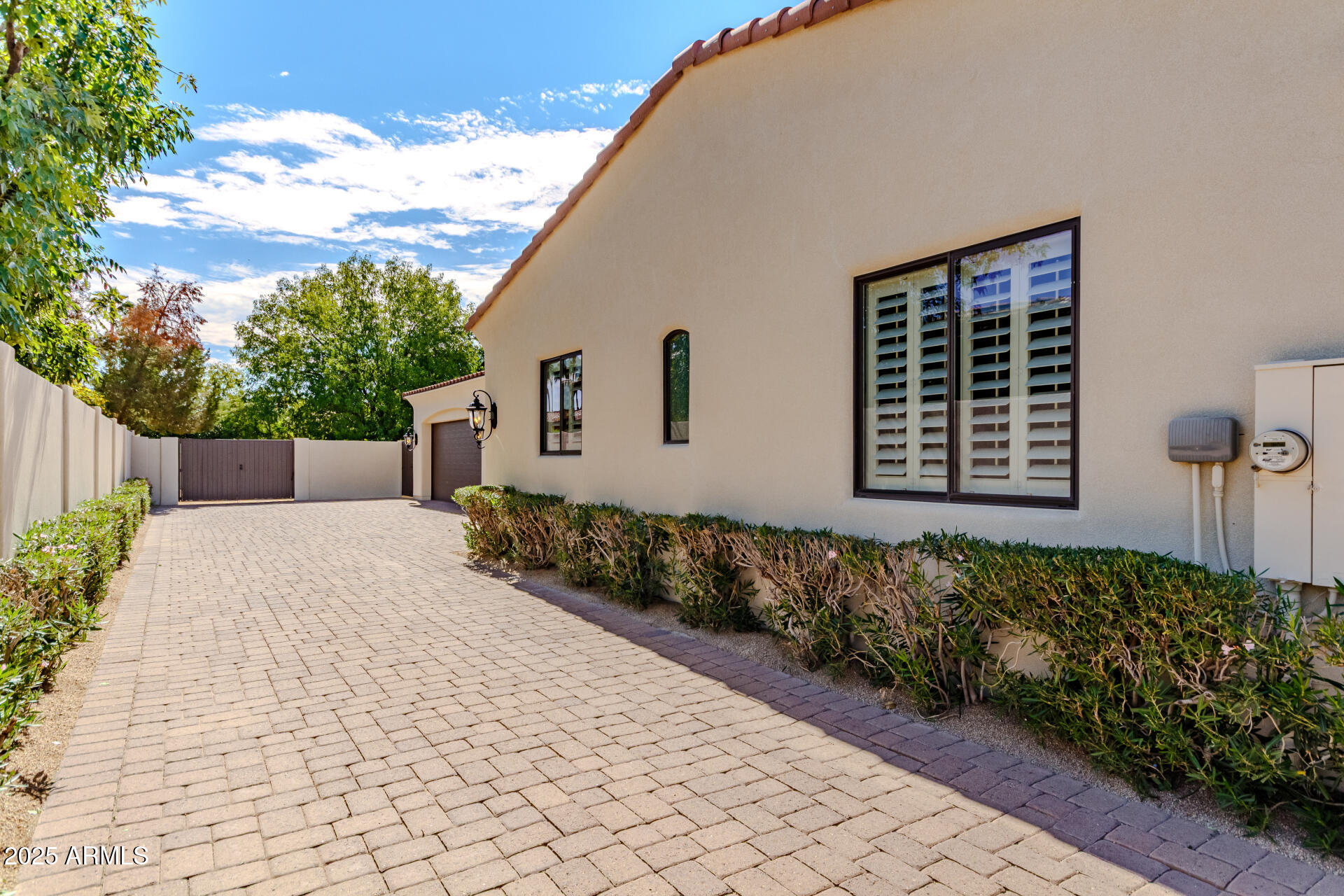 2137 E Teakwood Place, Chandler