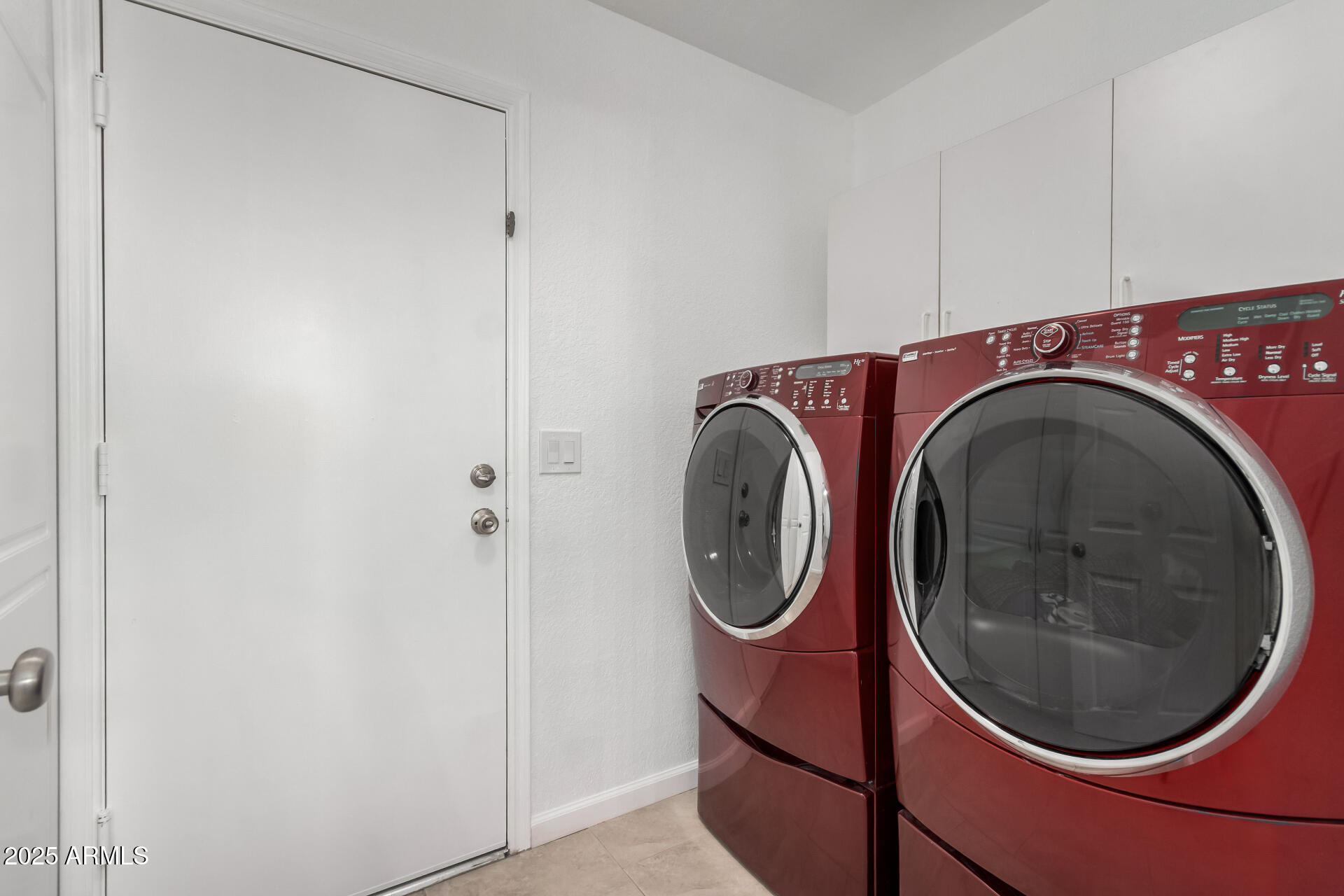 1621 N LONGMORE Street