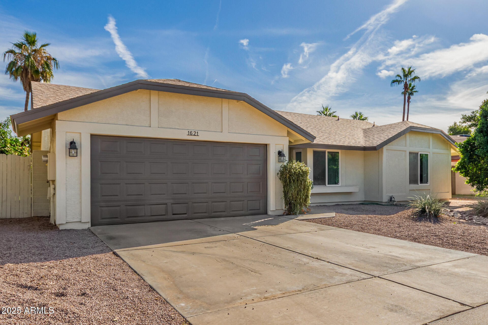 1621 N LONGMORE Street