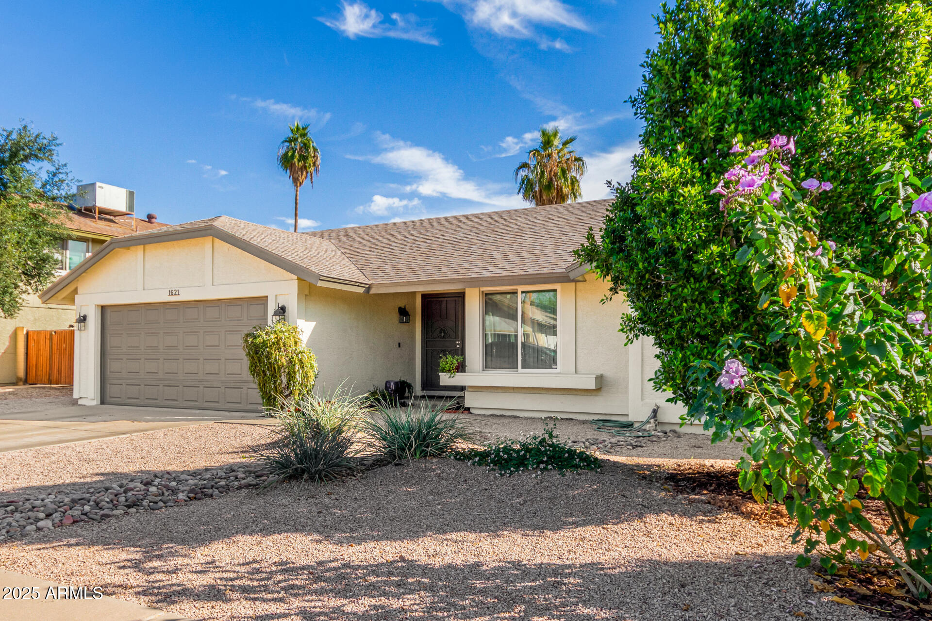 1621 N LONGMORE Street