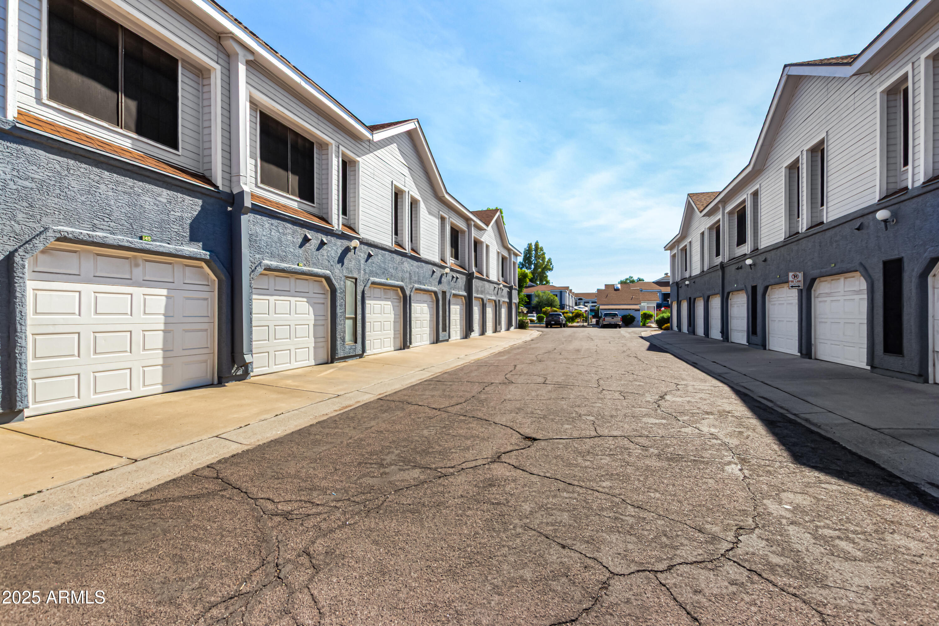 8888 N 47th Avenue, 148