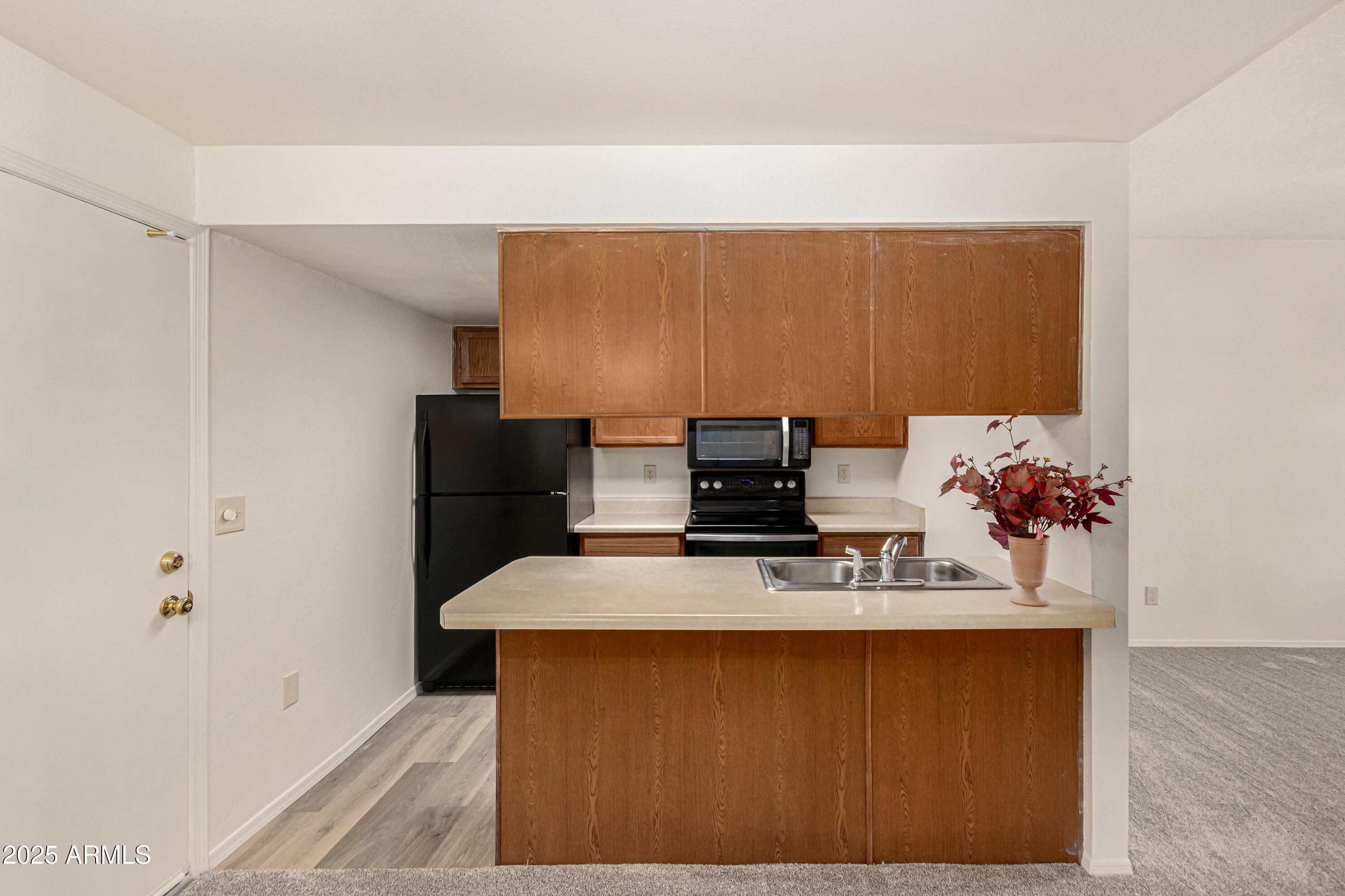 8888 N 47th Avenue, 148