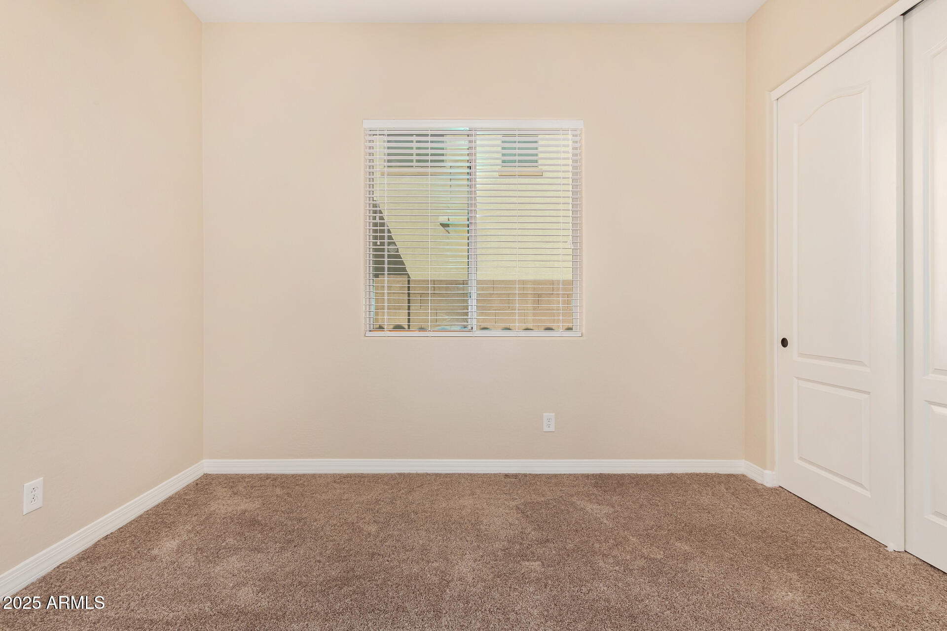 2861 E ALEXANDER Court