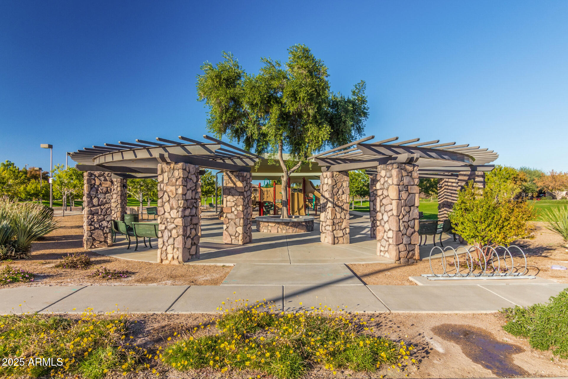 2861 E ALEXANDER Court