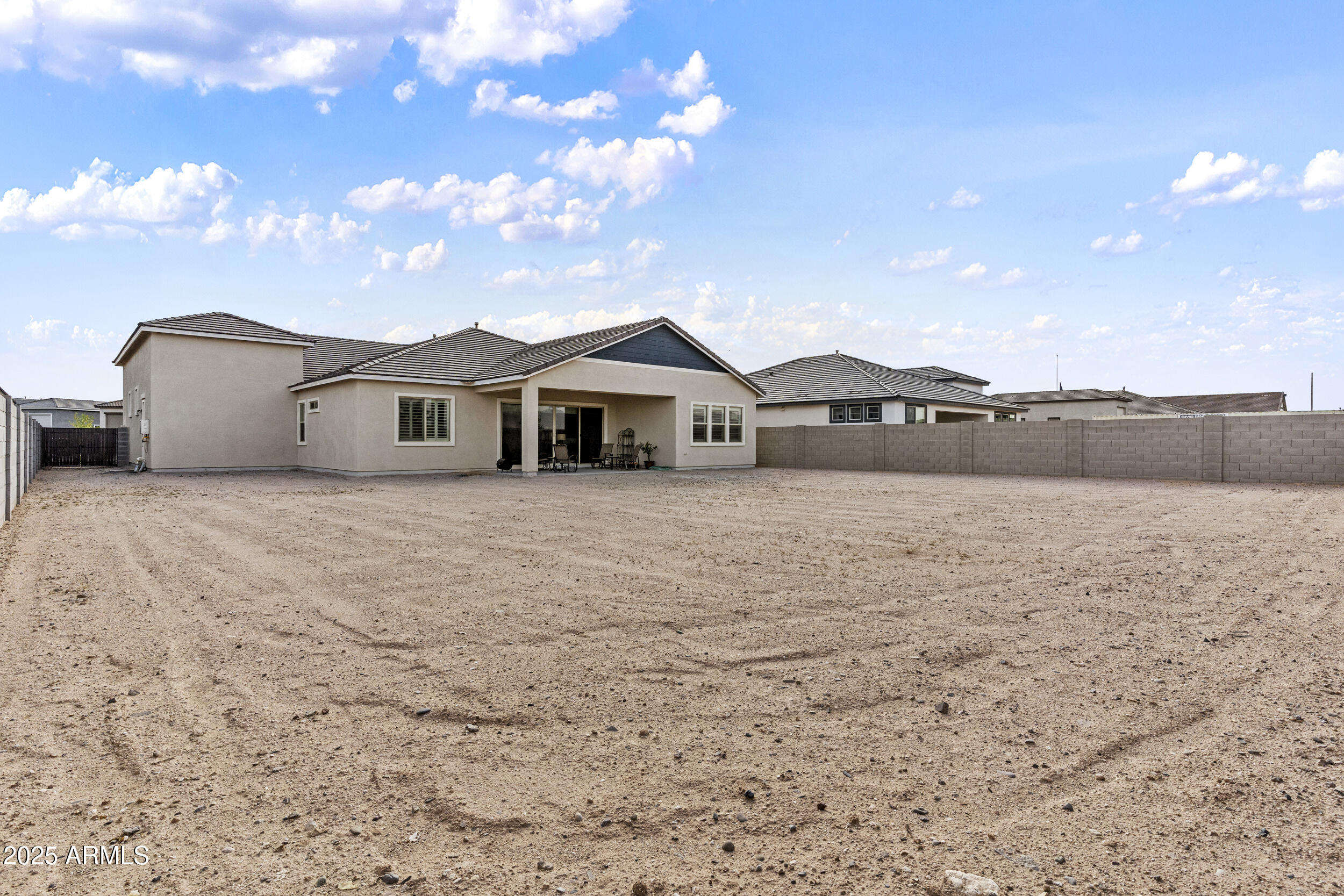 18408 W YAVAPAI Street