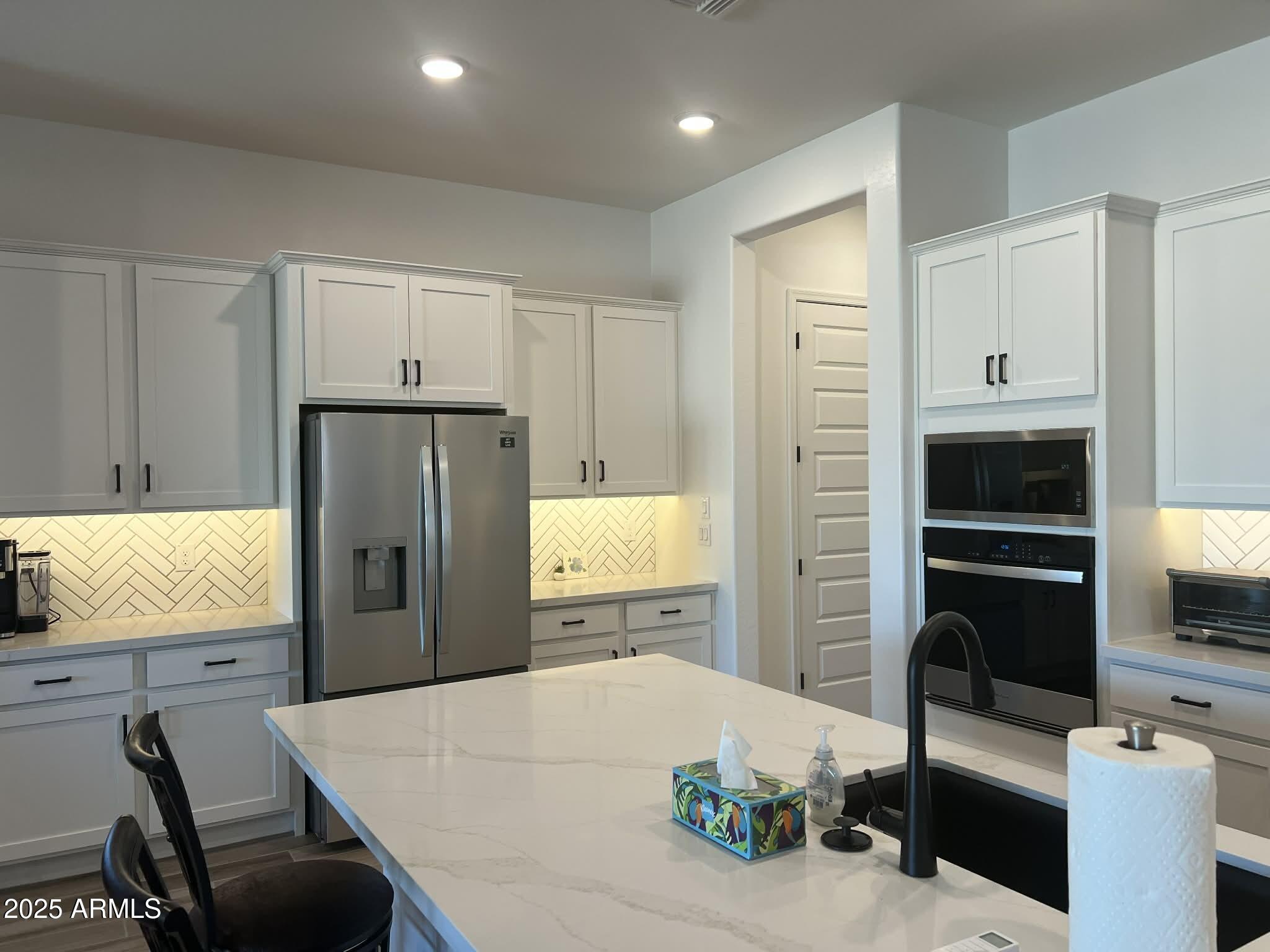 18408 W YAVAPAI Street